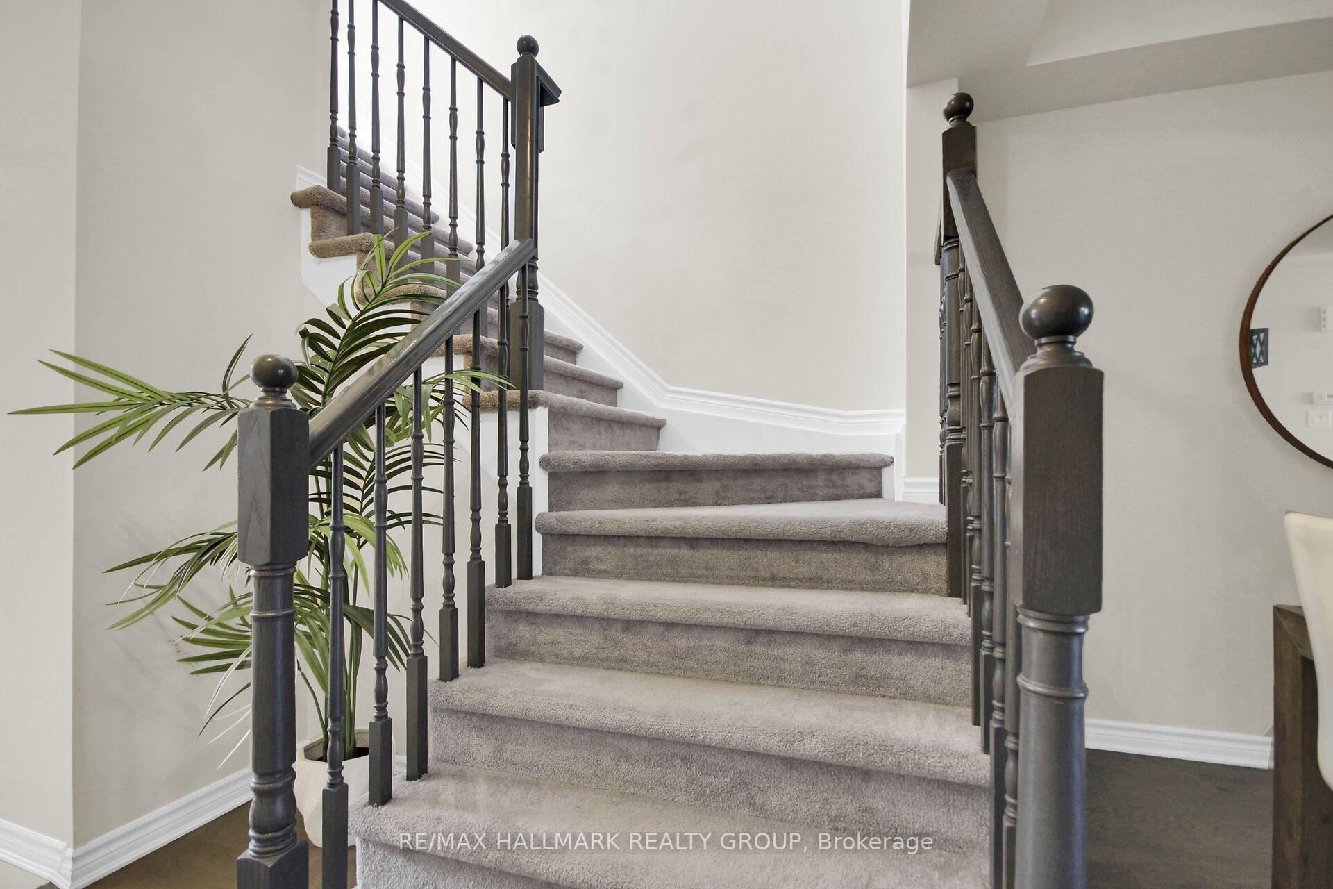 Photo 24 of 207 Willow Aster Circle, Ottawa, Avalon West — HOMEH