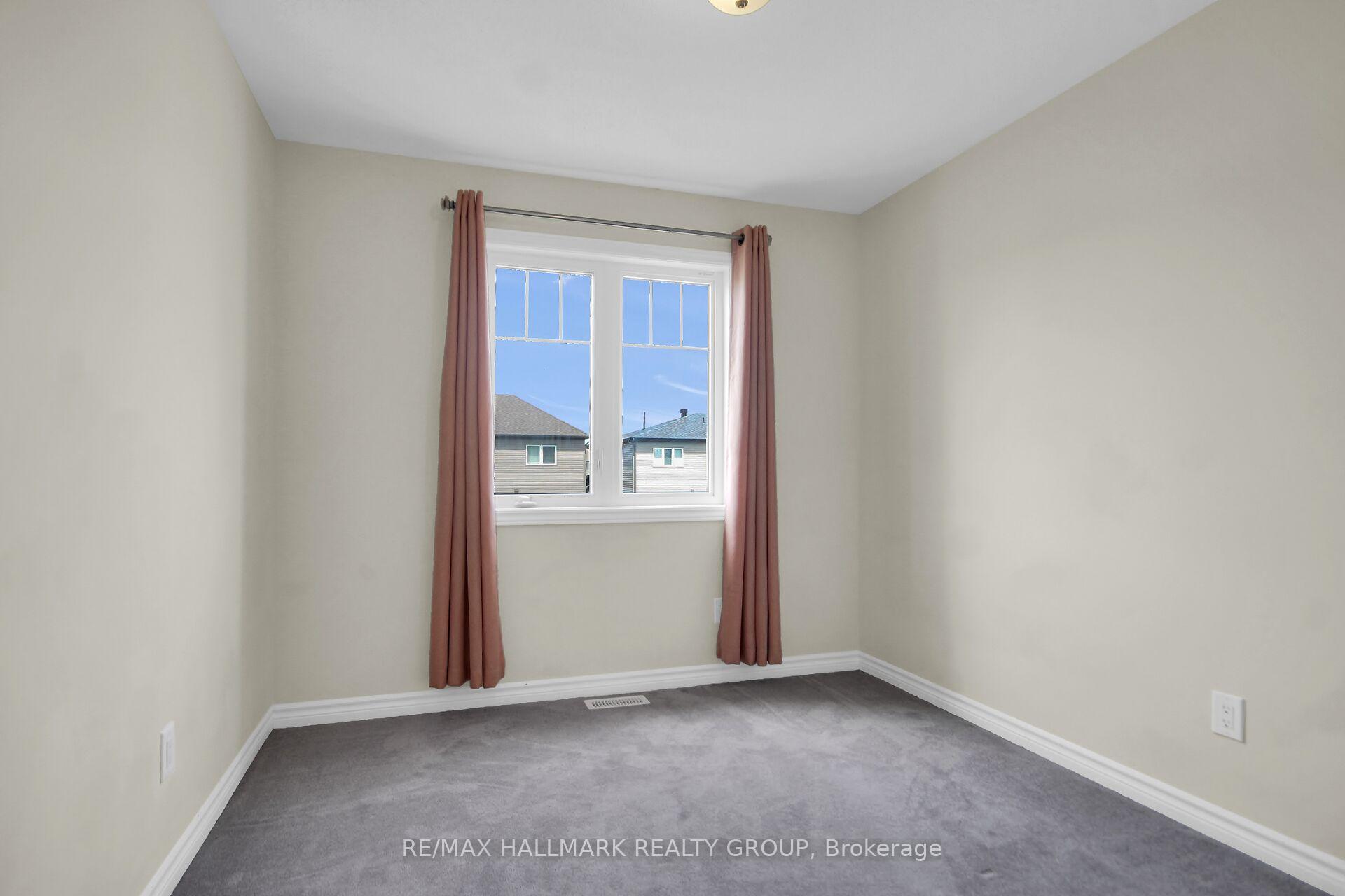 Photo 35 of 207 Willow Aster Circle, Ottawa, Avalon West — HOMEH