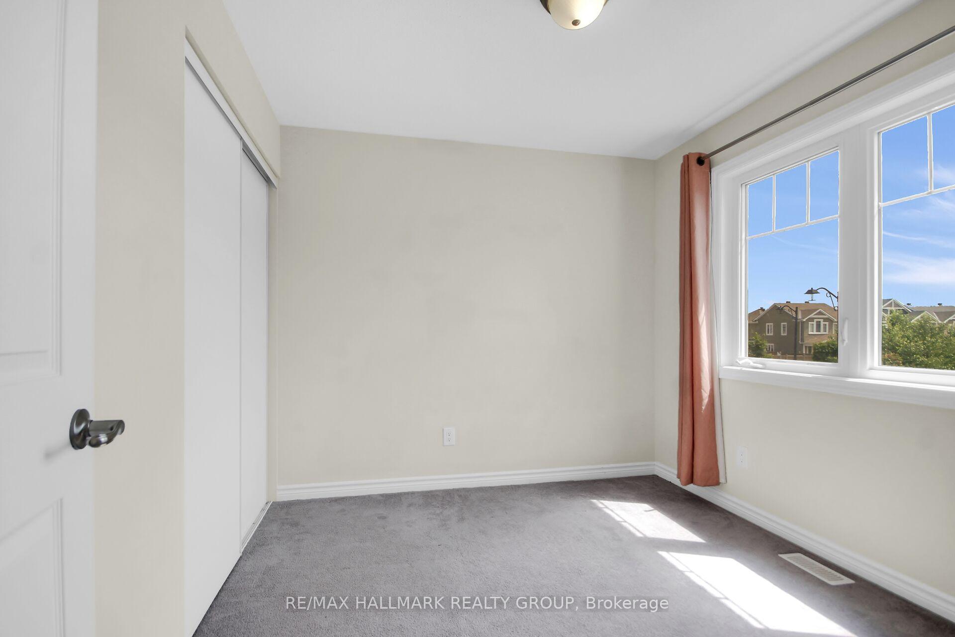 Photo 39 of 207 Willow Aster Circle, Ottawa, Avalon West — HOMEH