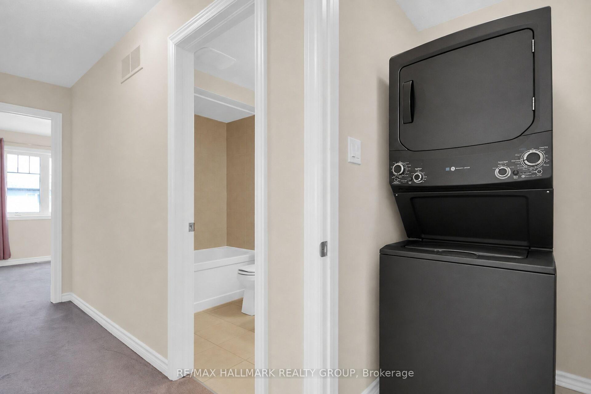 Photo 40 of 207 Willow Aster Circle, Ottawa, Avalon West — HOMEH