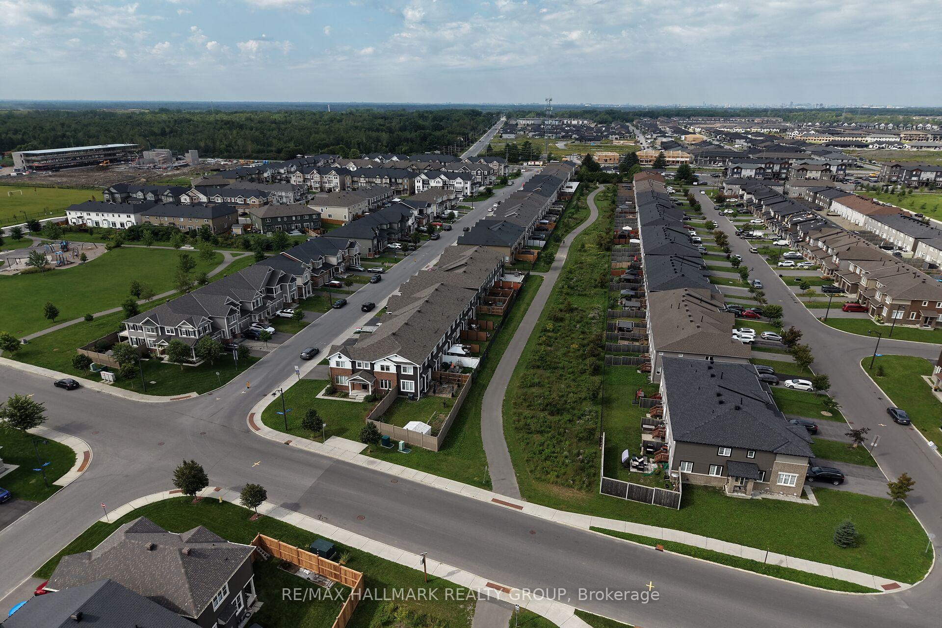 Photo 47 of 207 Willow Aster Circle, Ottawa, Avalon West — HOMEH