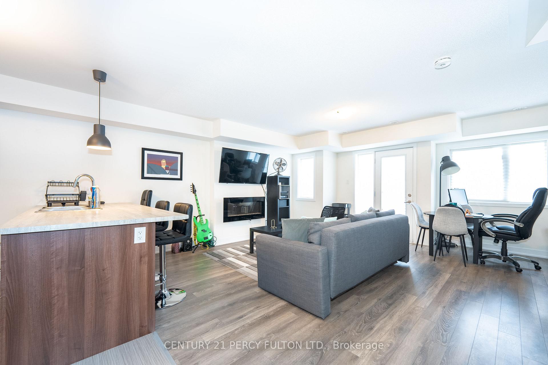 Photo 11 of 26 Pallock Hill Way, Whitby, Pringle Creek — HOMEH