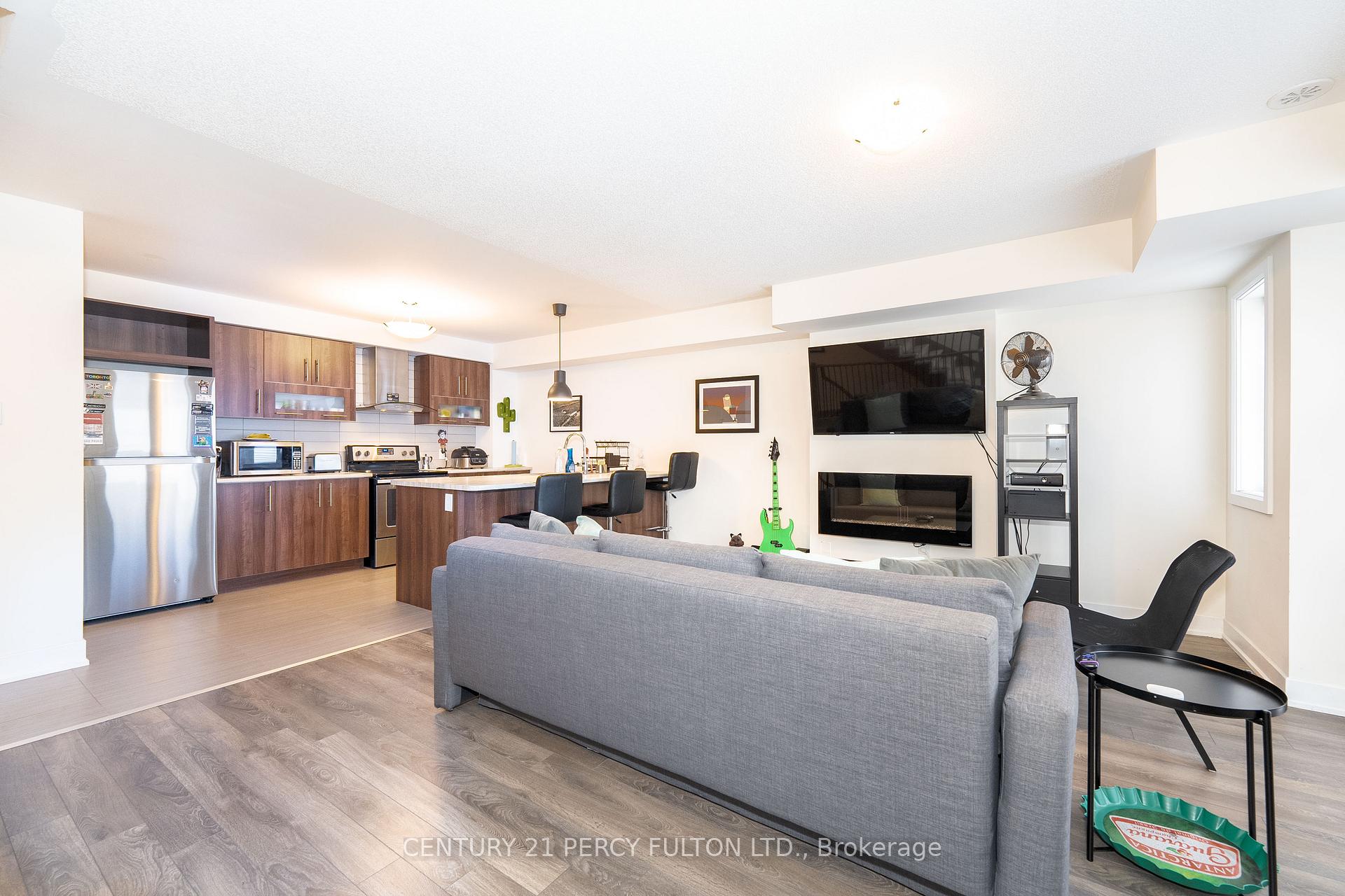 Photo 17 of 26 Pallock Hill Way, Whitby, Pringle Creek — HOMEH