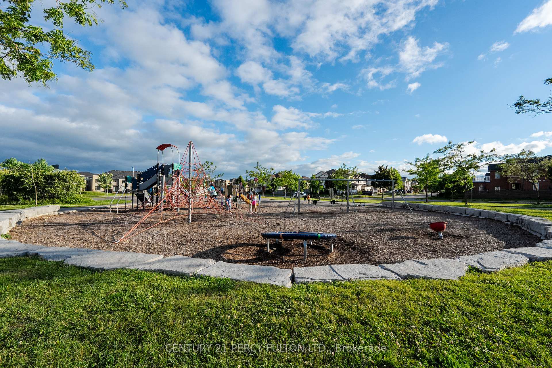 Photo 37 of 26 Pallock Hill Way, Whitby, Pringle Creek — HOMEH