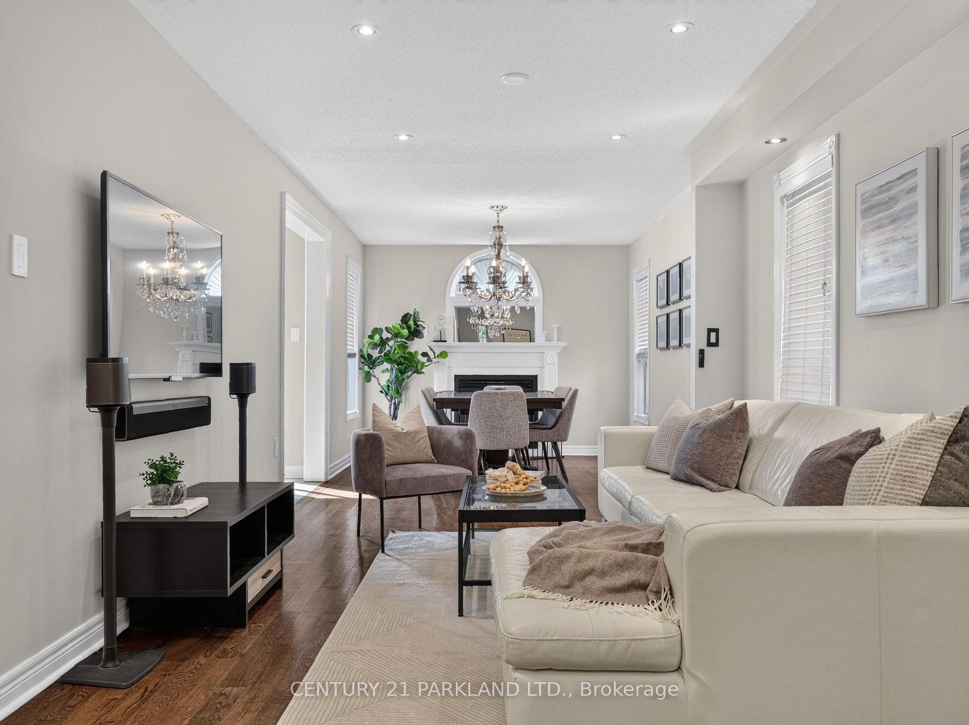 Photo 5 of 228 Rosemount Avenue, North York, Weston — HOMEH