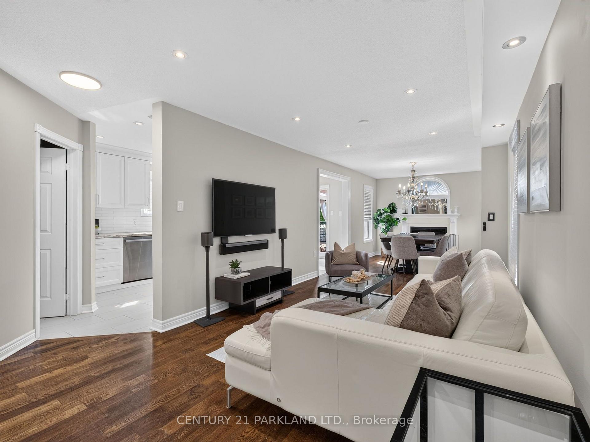 Photo 6 of 228 Rosemount Avenue, North York, Weston — HOMEH