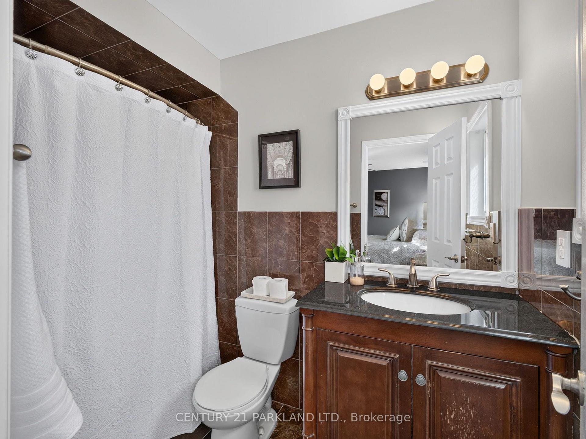Photo 16 of 228 Rosemount Avenue, North York, Weston — HOMEH
