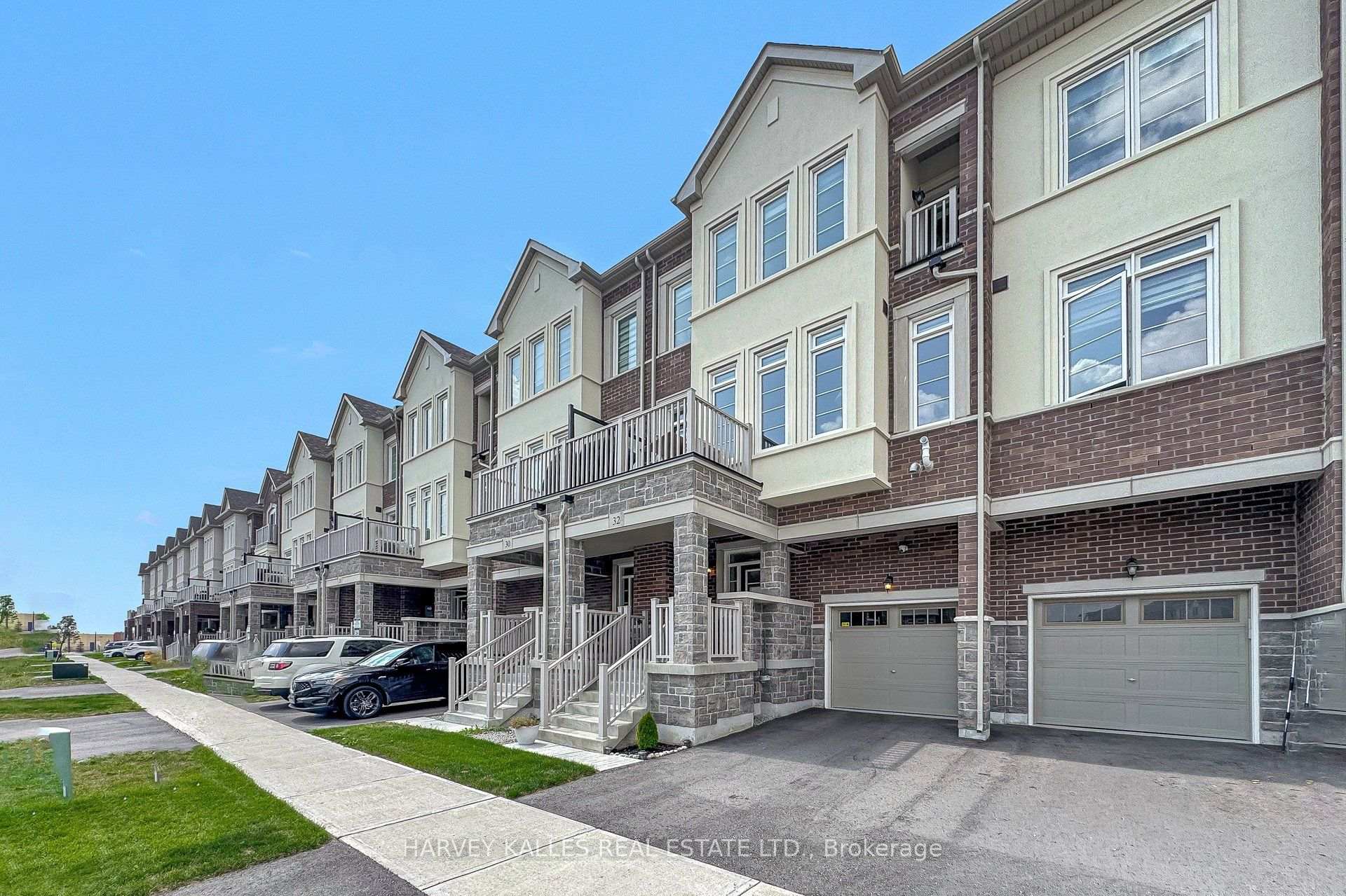 Front of 32 Mel Irving Drive