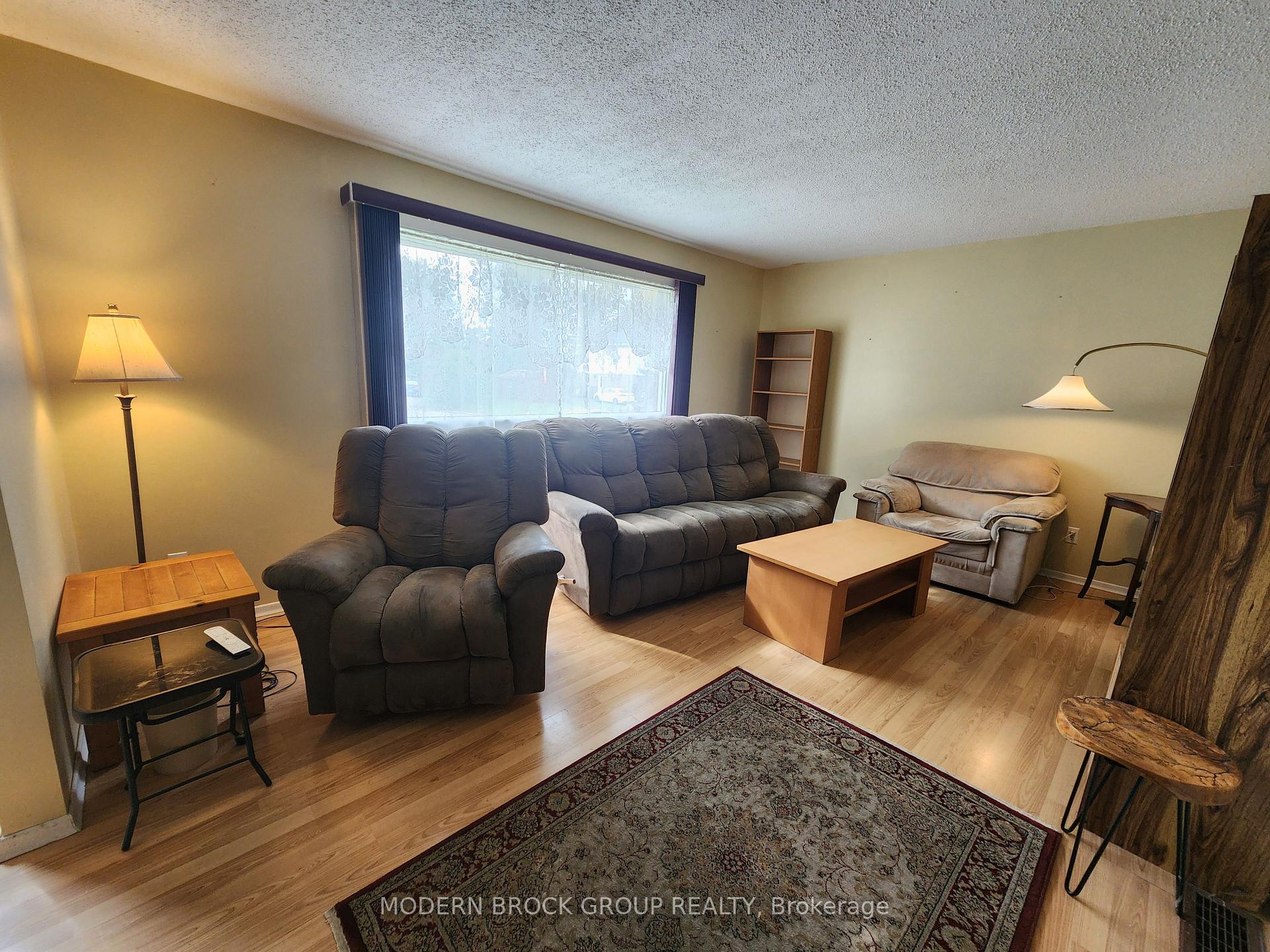 Photo 8 of 944 Mackenzie Road, Prescott, Prescott — HOMEH