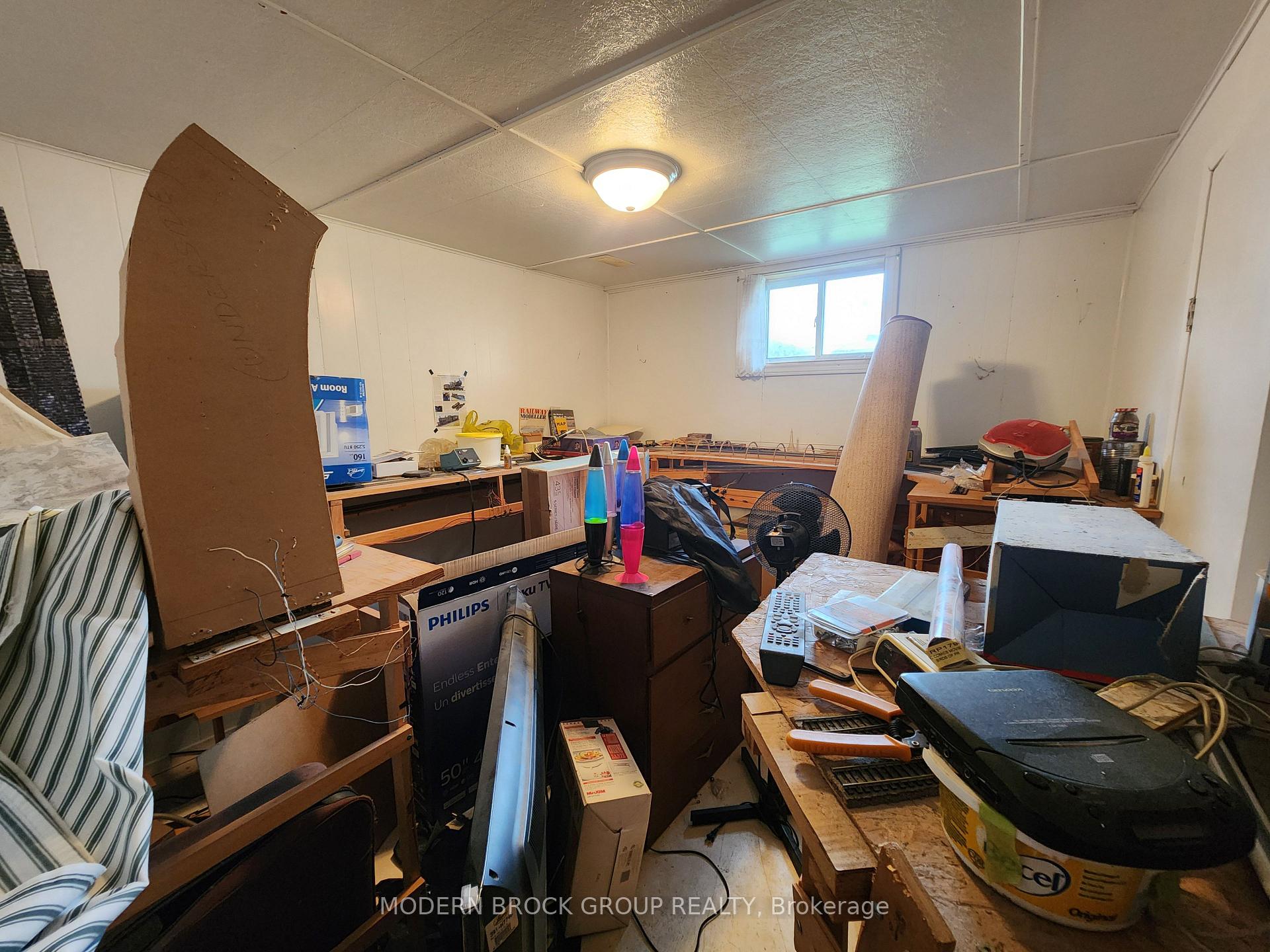 Photo 36 of 944 Mackenzie Road, Prescott, Prescott — HOMEH