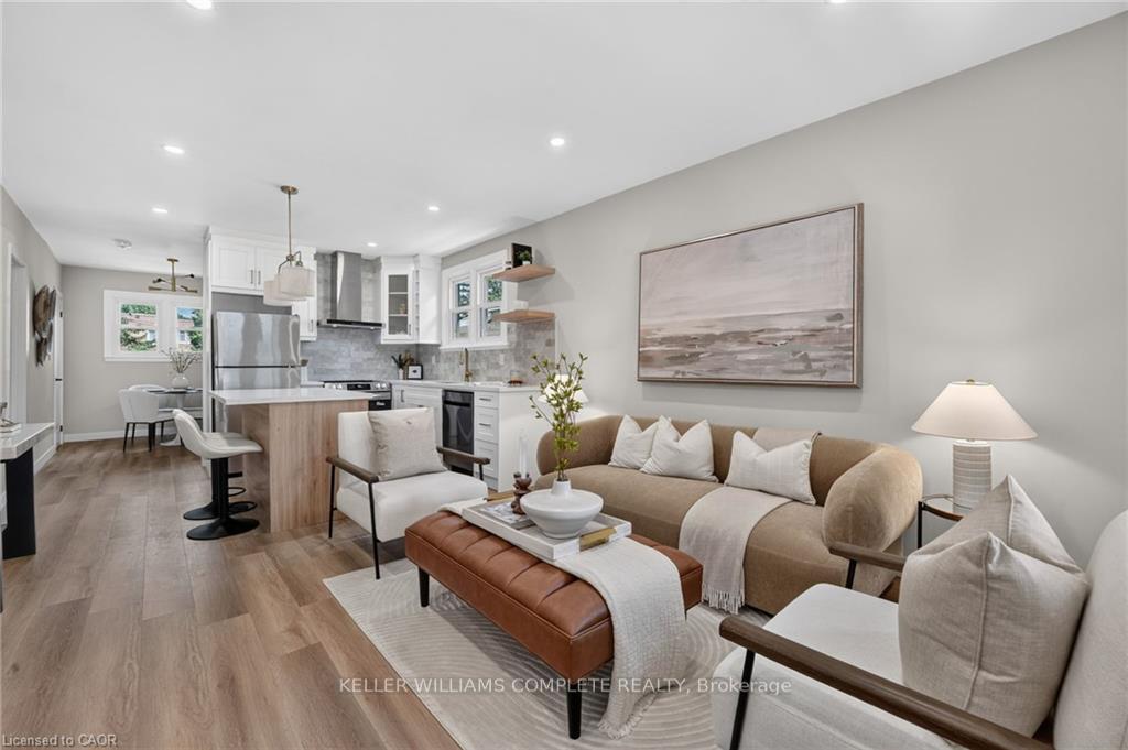 Photo 4 of 43 Brucedale Avenue E, Hamilton, Centremount — HOMEH