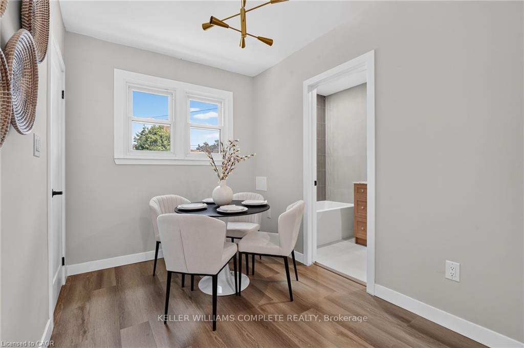 Photo 15 of 43 Brucedale Avenue E, Hamilton, Centremount — HOMEH