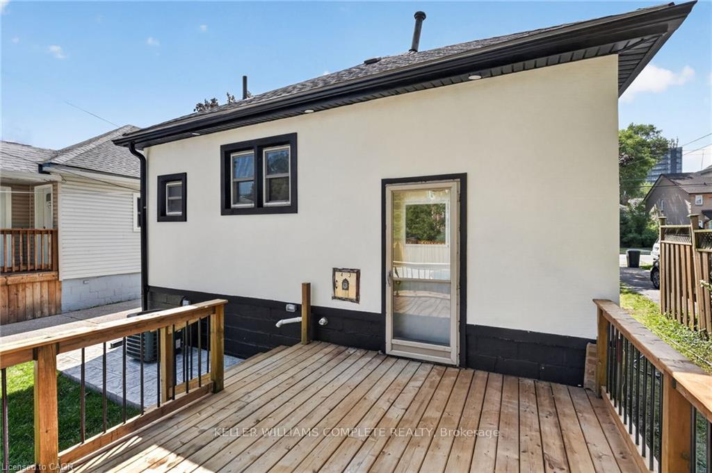 Photo 33 of 43 Brucedale Avenue E, Hamilton, Centremount — HOMEH
