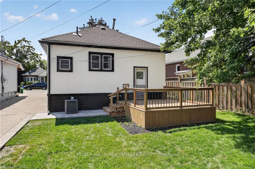 Photo 37 of 43 Brucedale Avenue E, Hamilton, Centremount — HOMEH