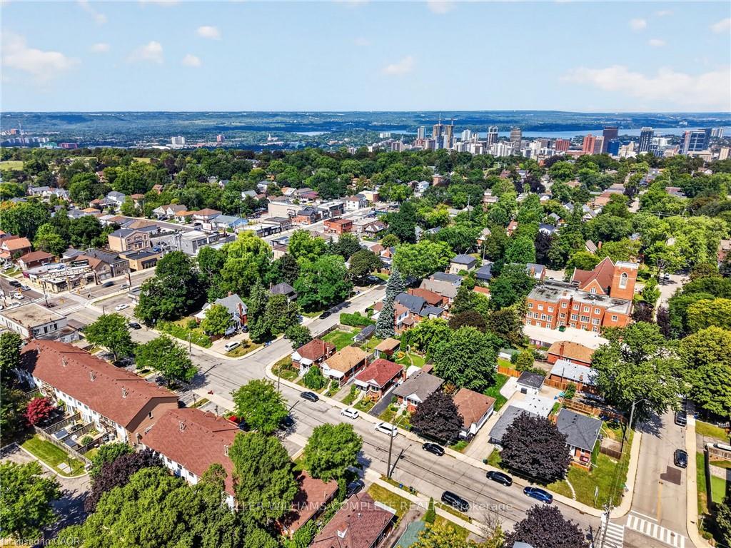Photo 40 of 43 Brucedale Avenue E, Hamilton, Centremount — HOMEH