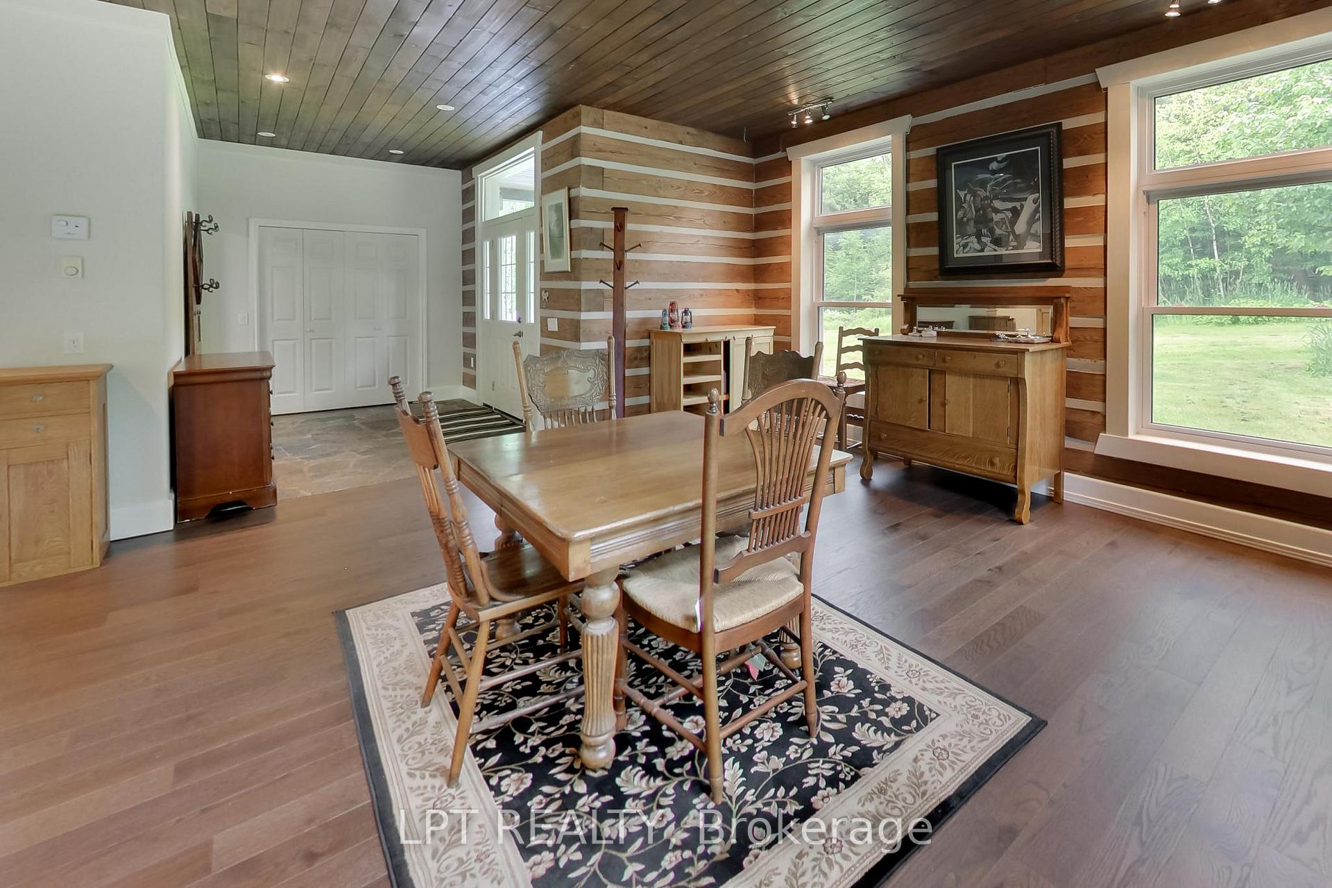 Photo 9 of 1039 Ben Lake Road E, Gravenhurst, Ryde — HOMEH