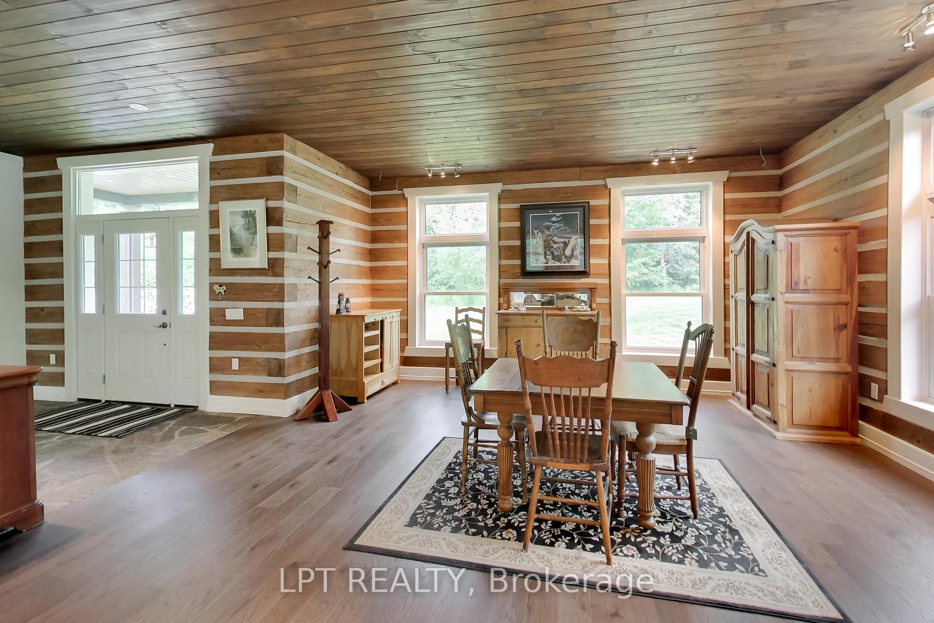 Photo 10 of 1039 Ben Lake Road E, Gravenhurst, Ryde — HOMEH