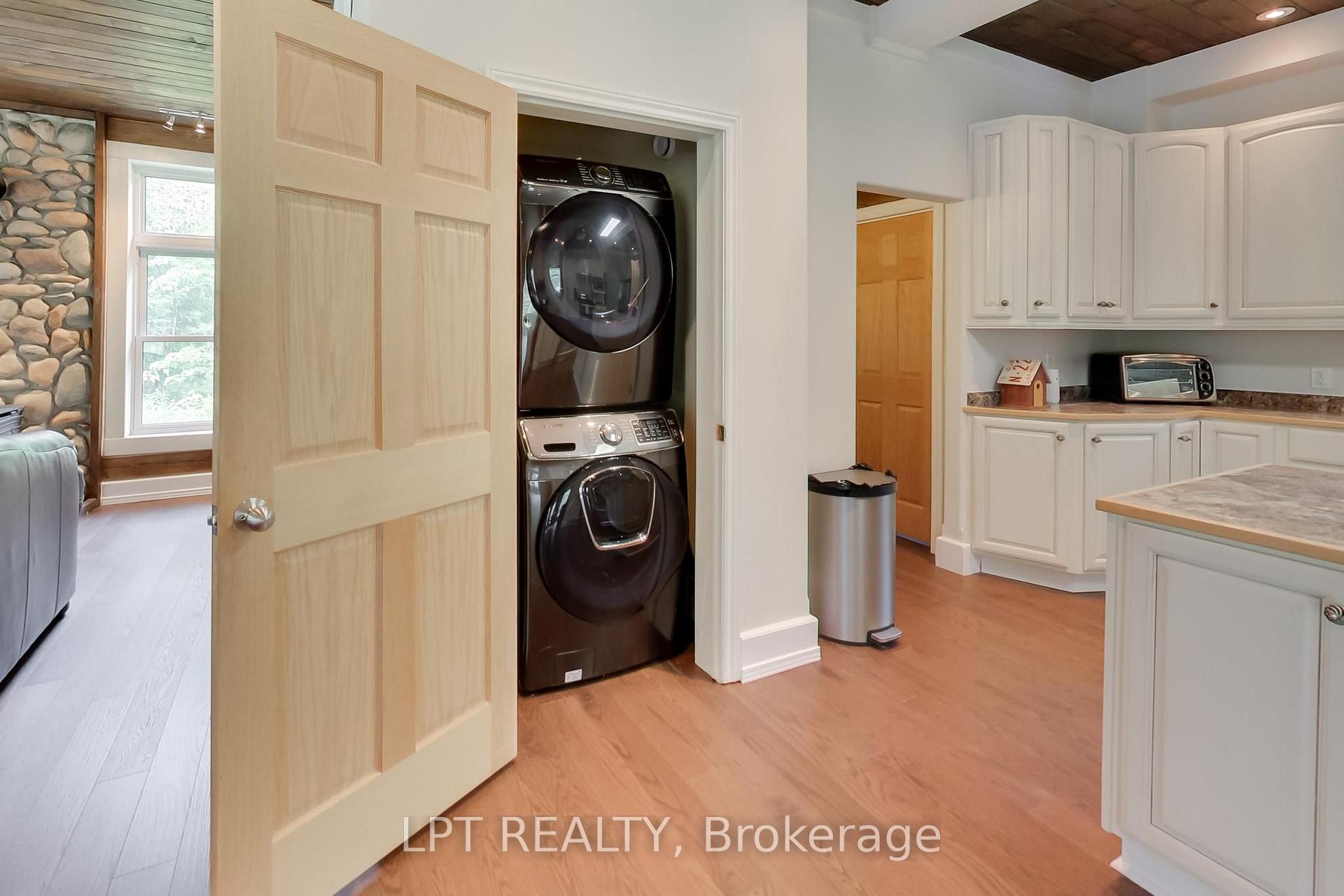 Photo 17 of 1039 Ben Lake Road E, Gravenhurst, Ryde — HOMEH
