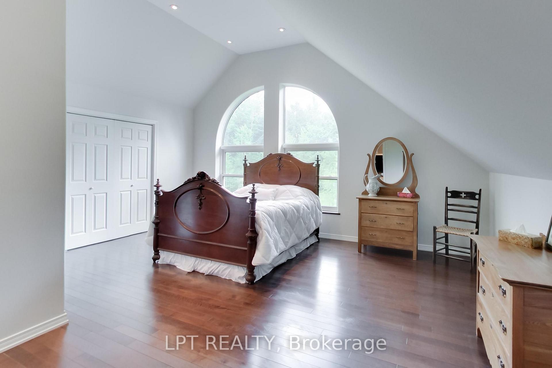 Photo 21 of 1039 Ben Lake Road E, Gravenhurst, Ryde — HOMEH