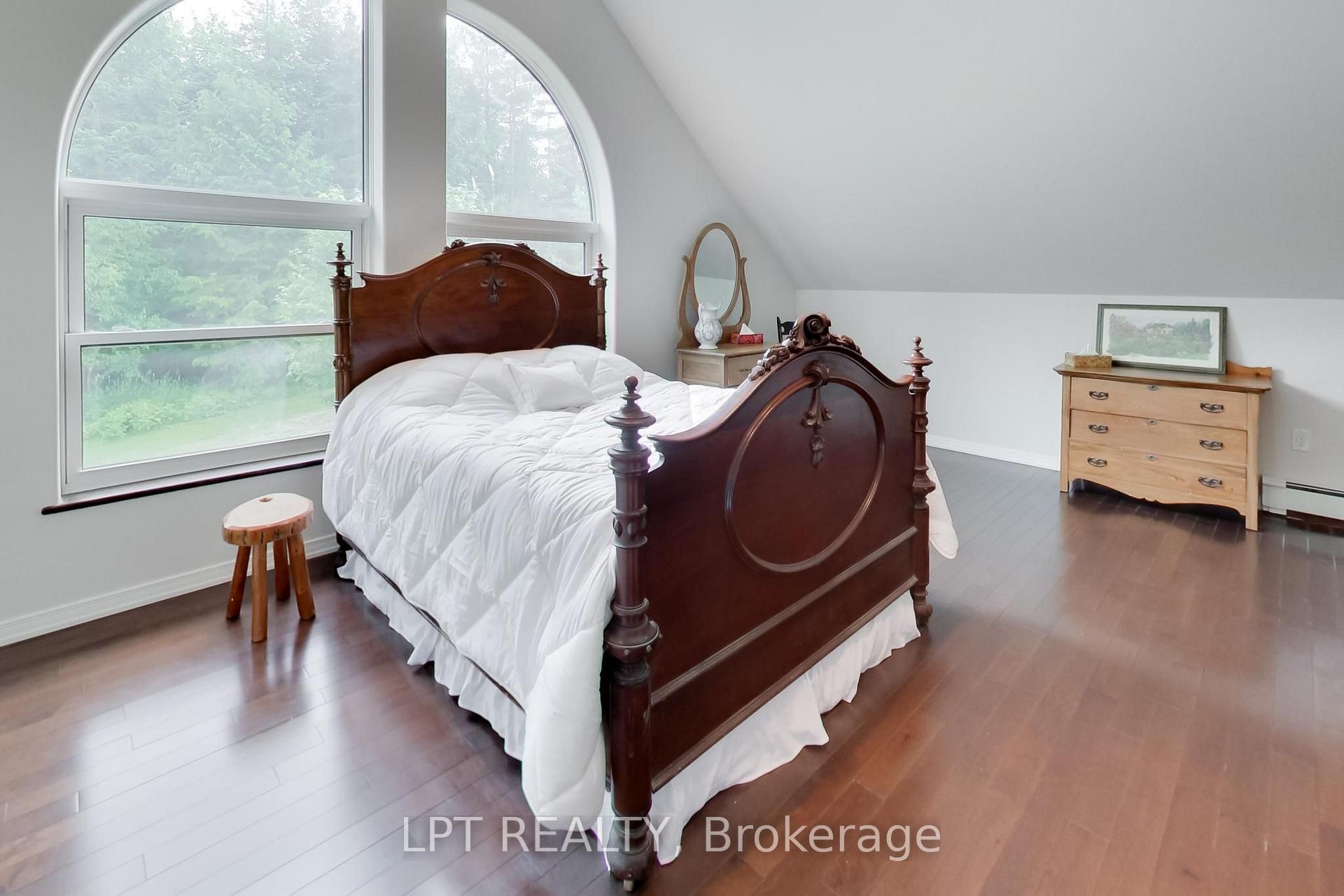 Photo 23 of 1039 Ben Lake Road E, Gravenhurst, Ryde — HOMEH