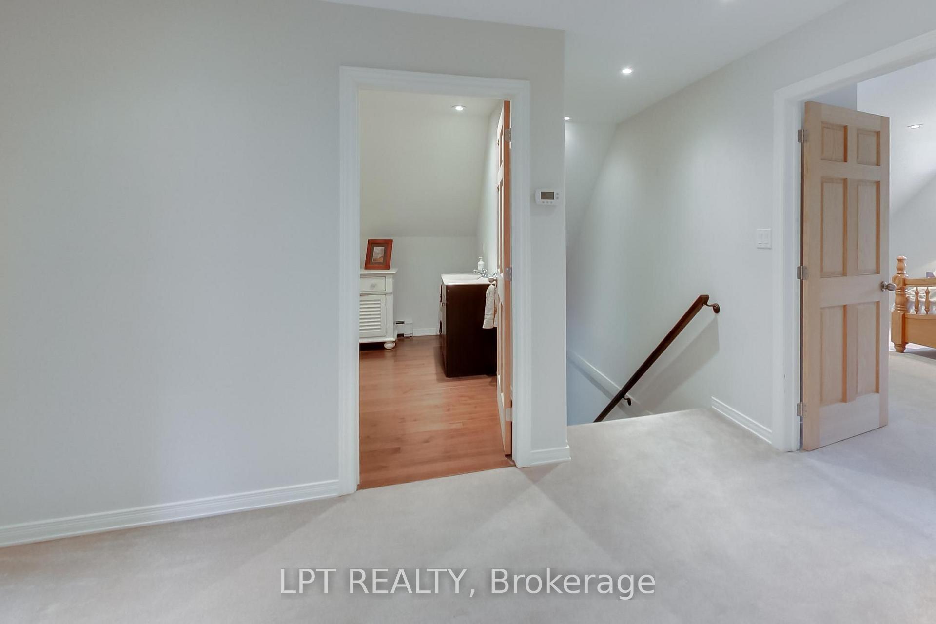 Photo 26 of 1039 Ben Lake Road E, Gravenhurst, Ryde — HOMEH