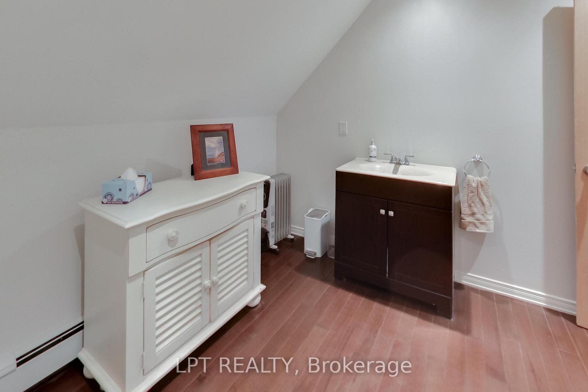 Photo 29 of 1039 Ben Lake Road E, Gravenhurst, Ryde — HOMEH