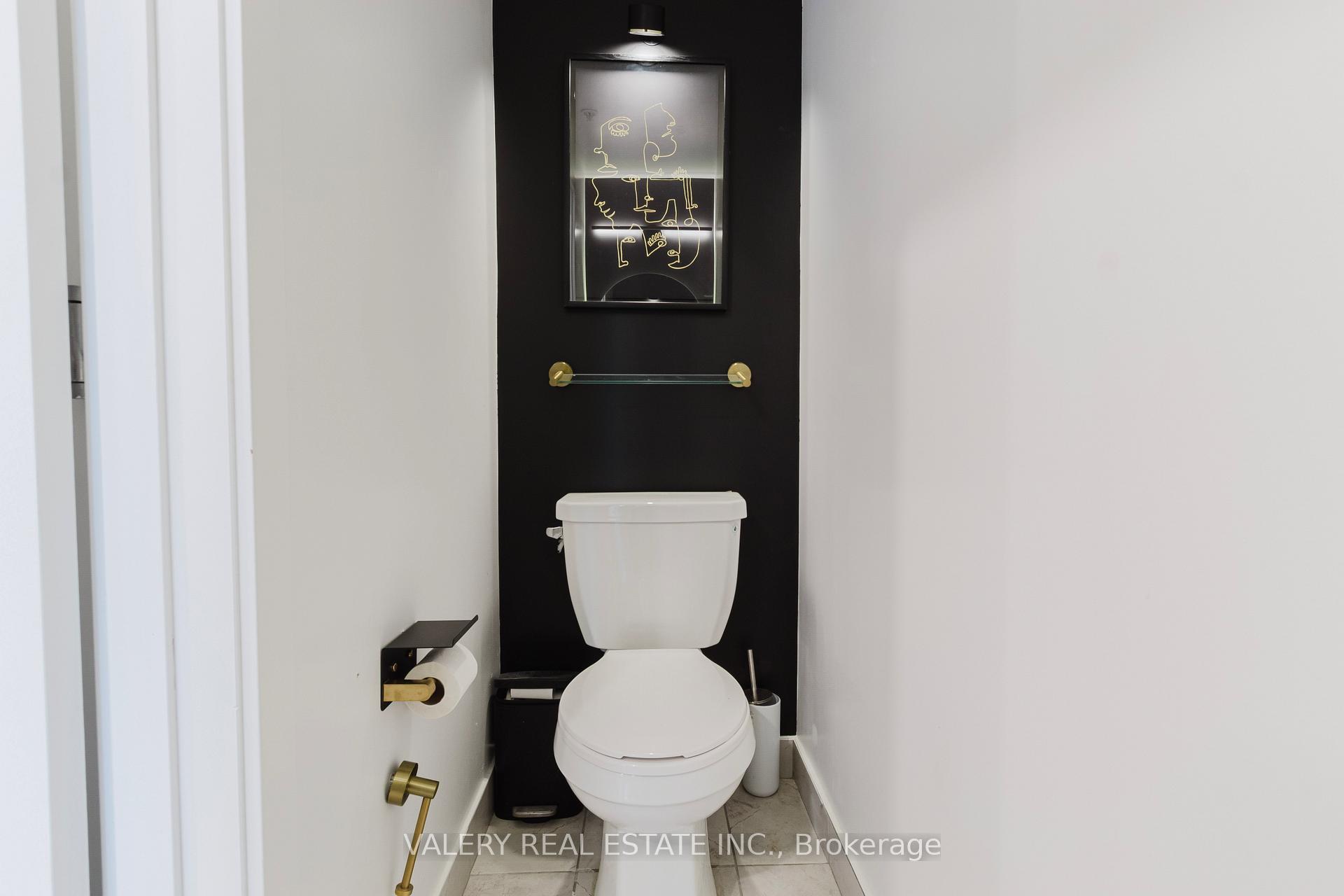 Photo 14 of Unit 16, 3492 Widdicombe Way, Mississauga, Erin Mills — HOMEH