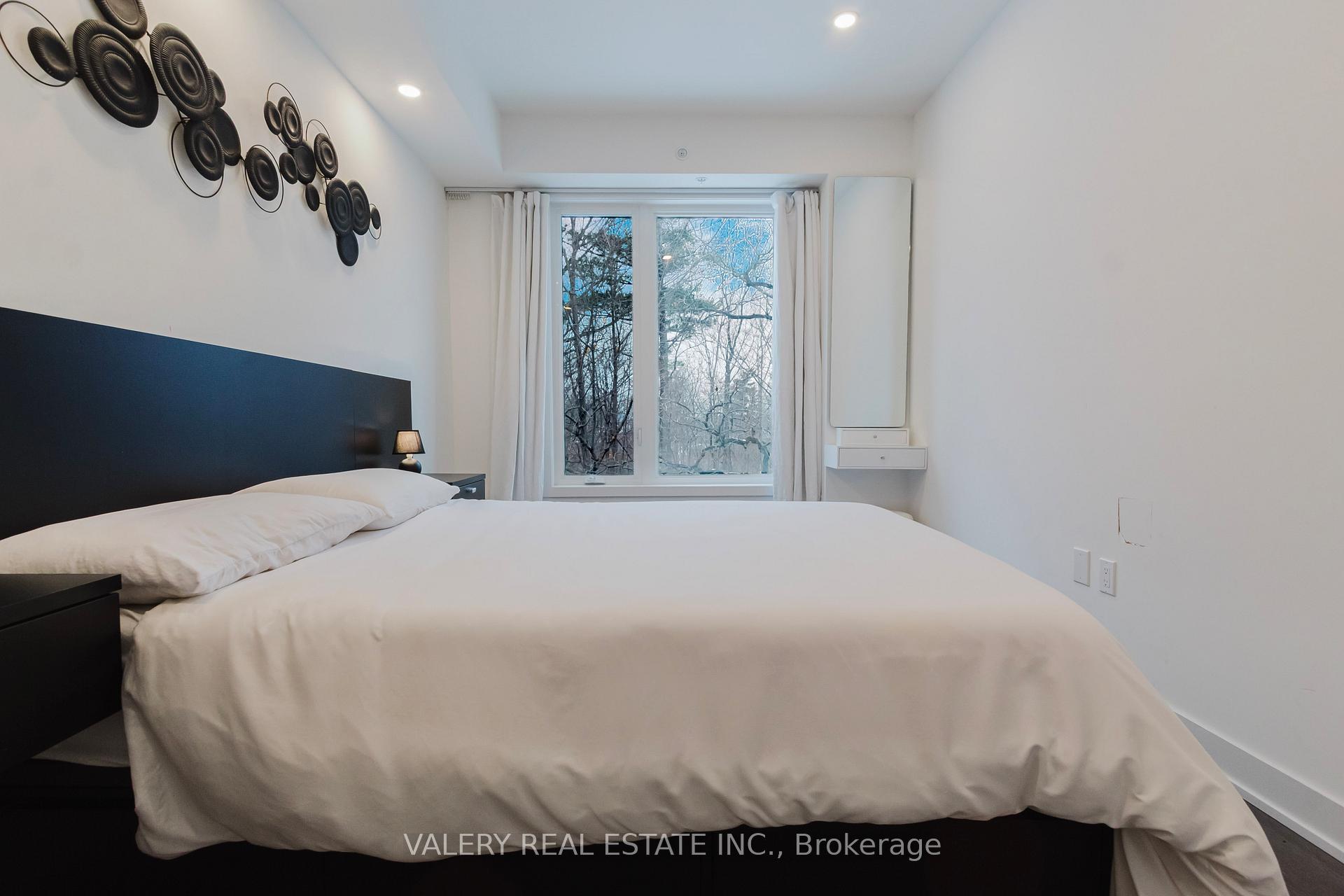Photo 31 of Unit 16, 3492 Widdicombe Way, Mississauga, Erin Mills — HOMEH