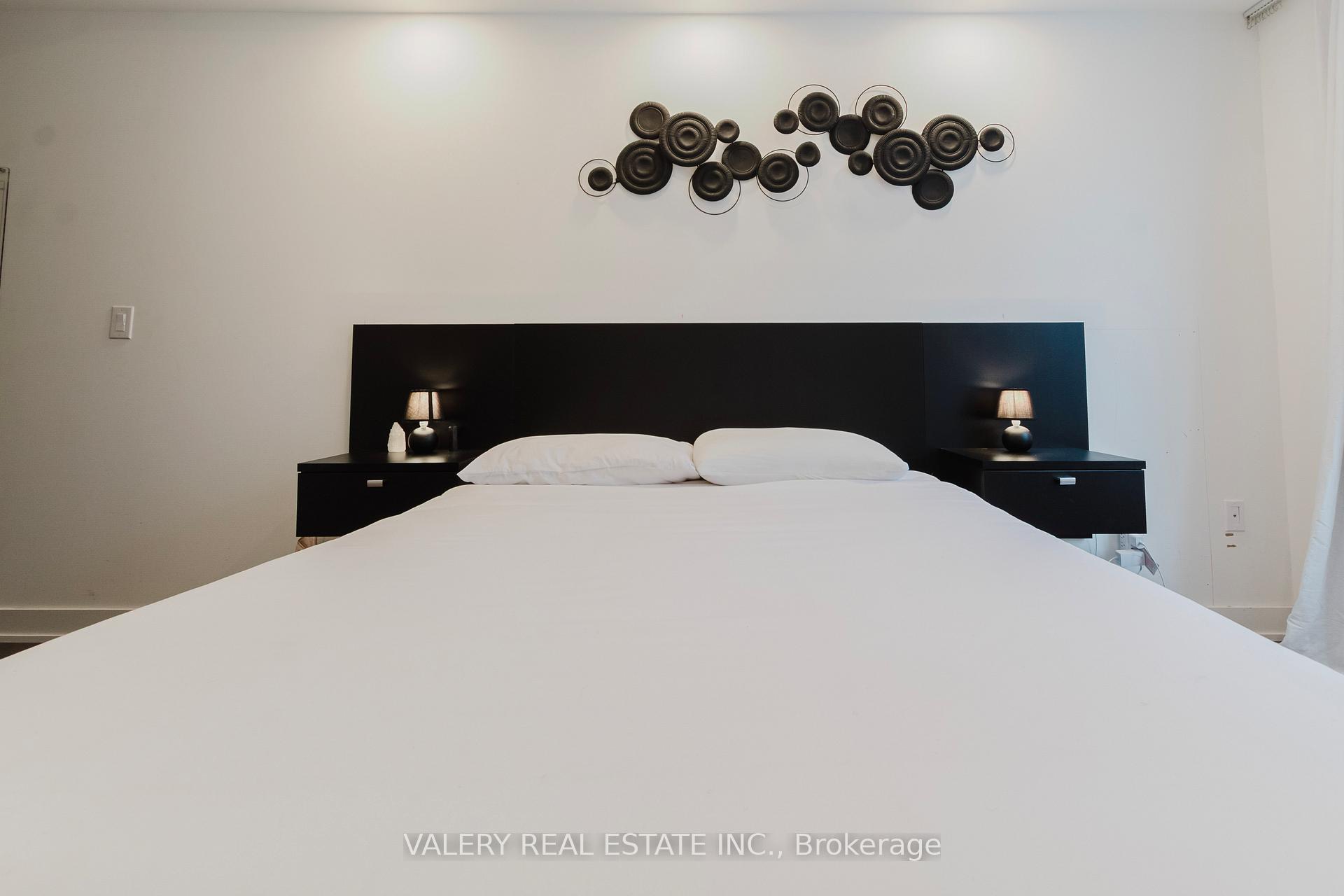 Photo 34 of Unit 16, 3492 Widdicombe Way, Mississauga, Erin Mills — HOMEH