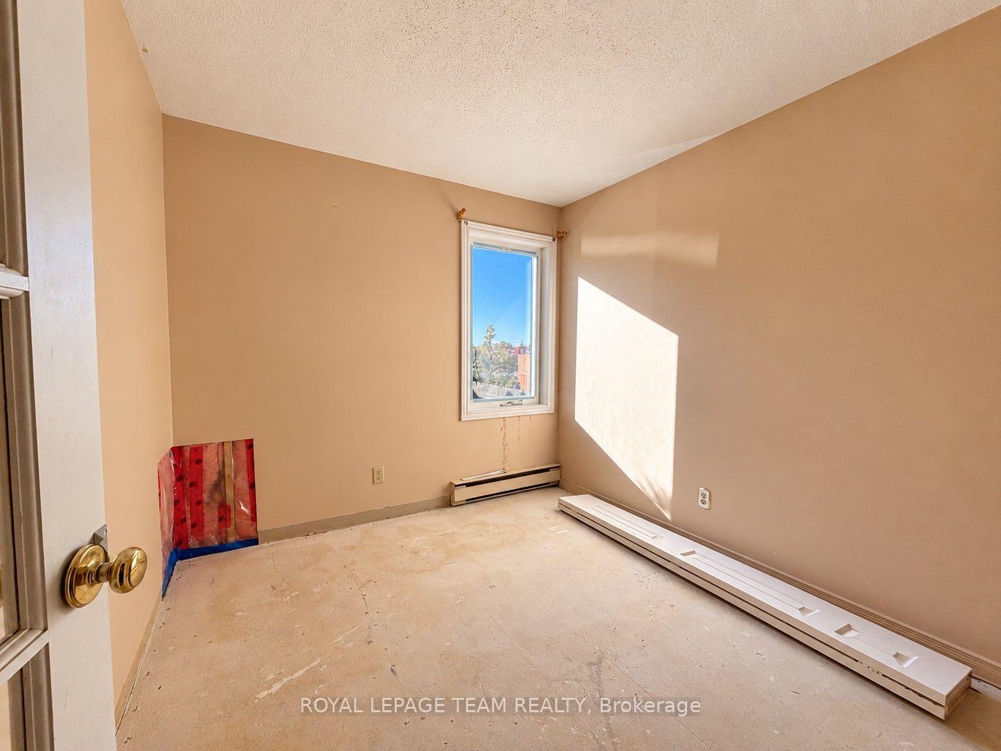 Photo 22 of Unit 201, 455 Canteval Terrace, Ottawa, Fallingbrook/Pineridge — HOMEH