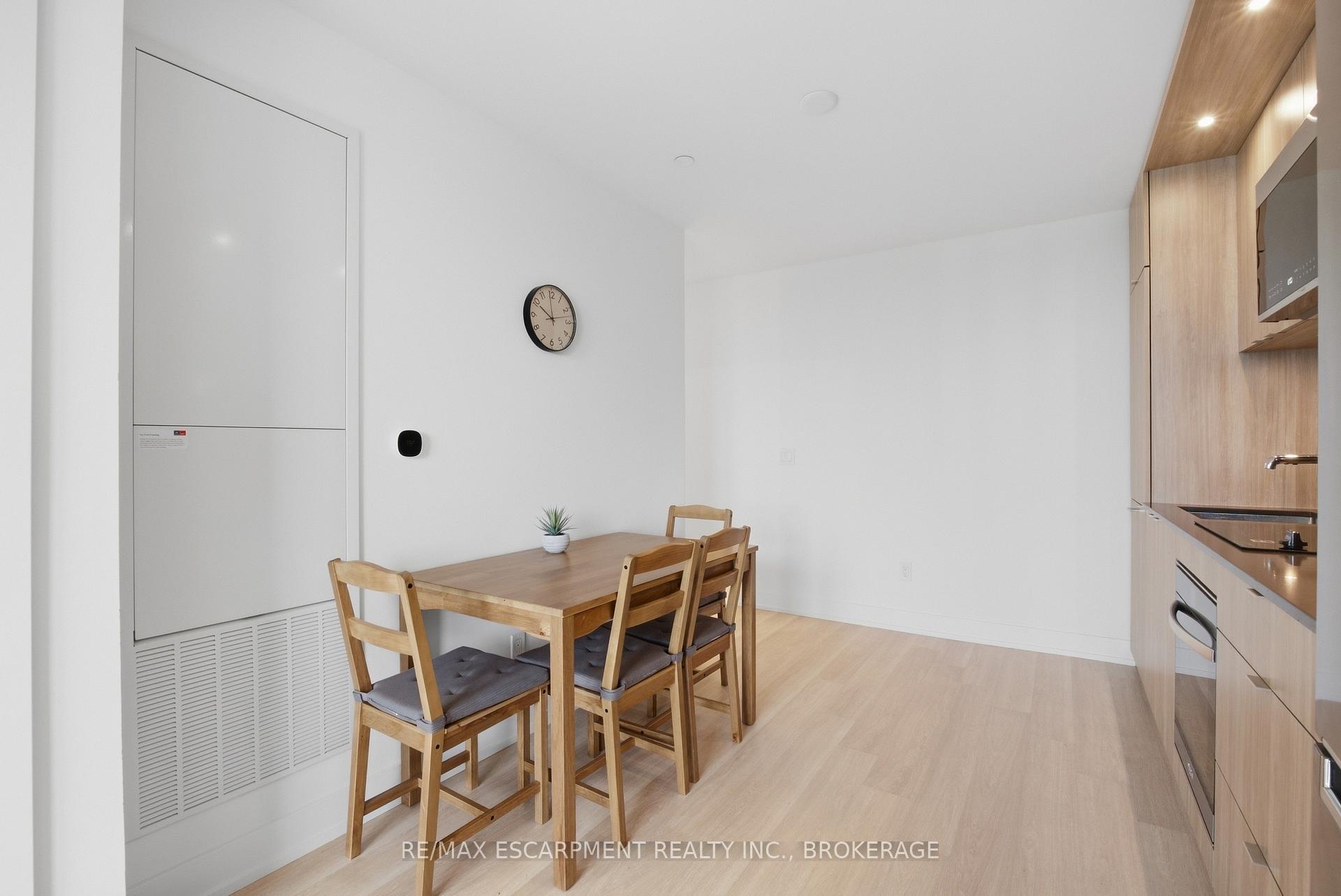 Photo 9 of Unit 2010, 60 Central Park Road Way, Etobicoke, Islington-City Centre West — HOMEH