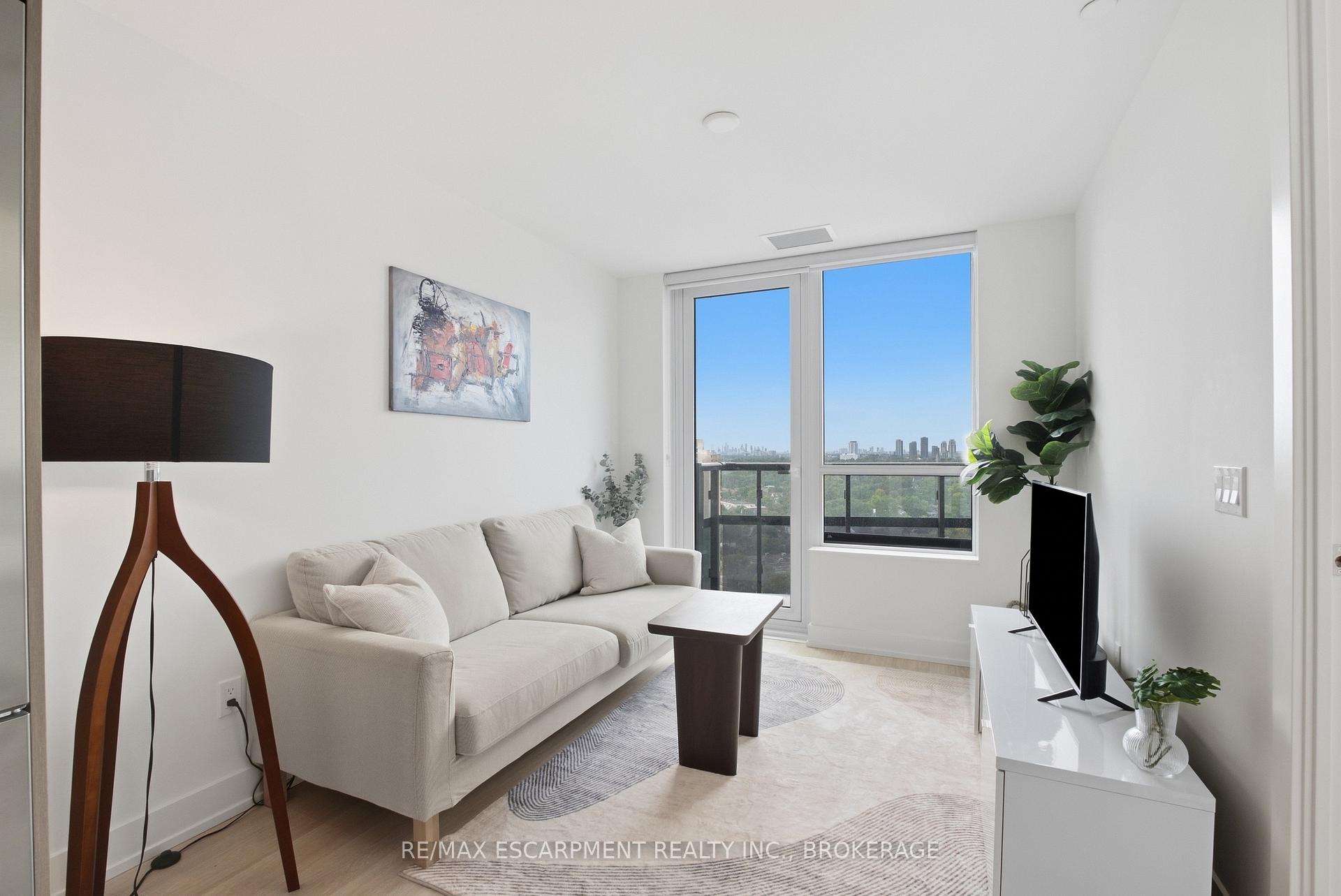 Photo 11 of Unit 2010, 60 Central Park Road Way, Etobicoke, Islington-City Centre West — HOMEH