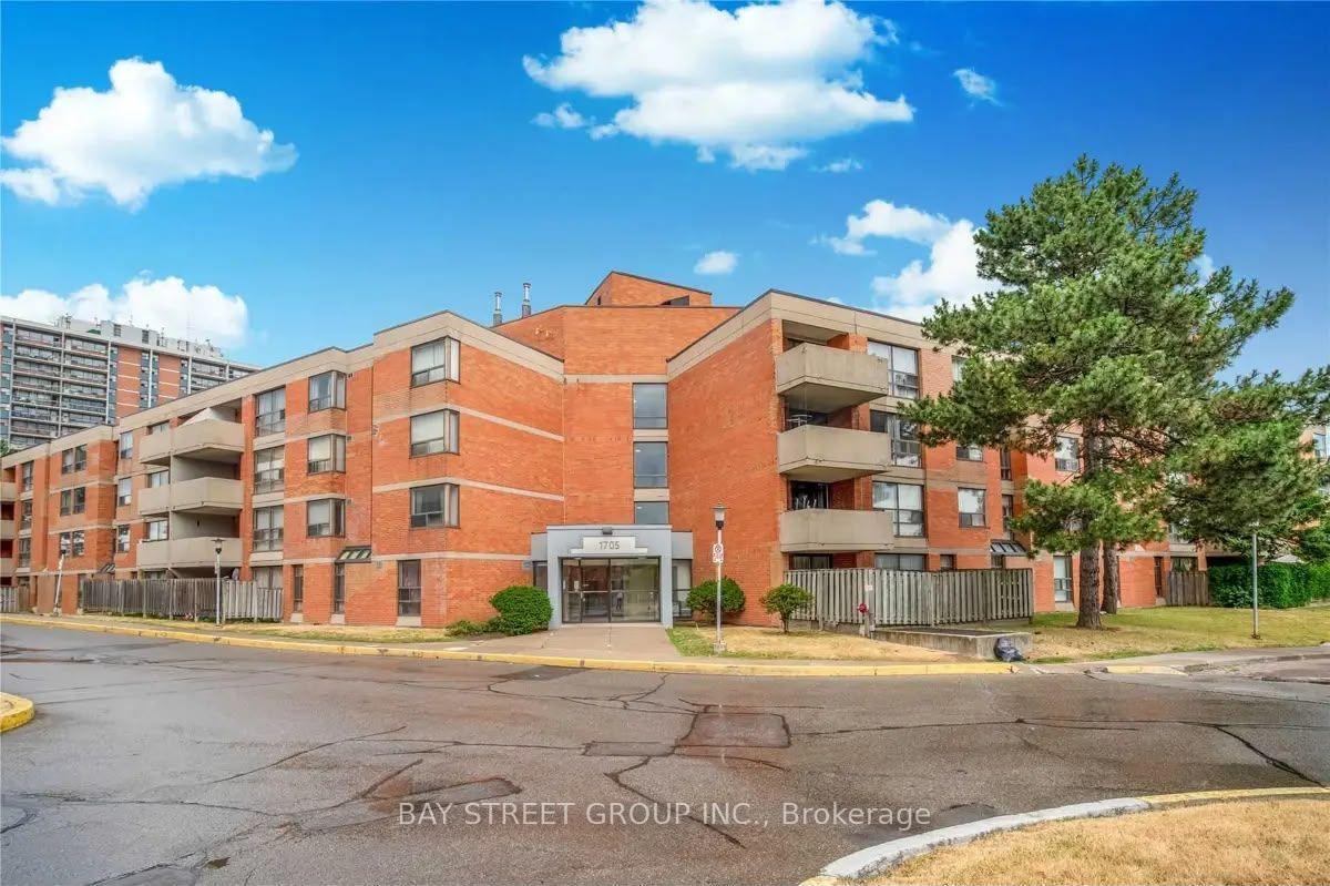 Photo of Unit 203, 1705 McCowan Road