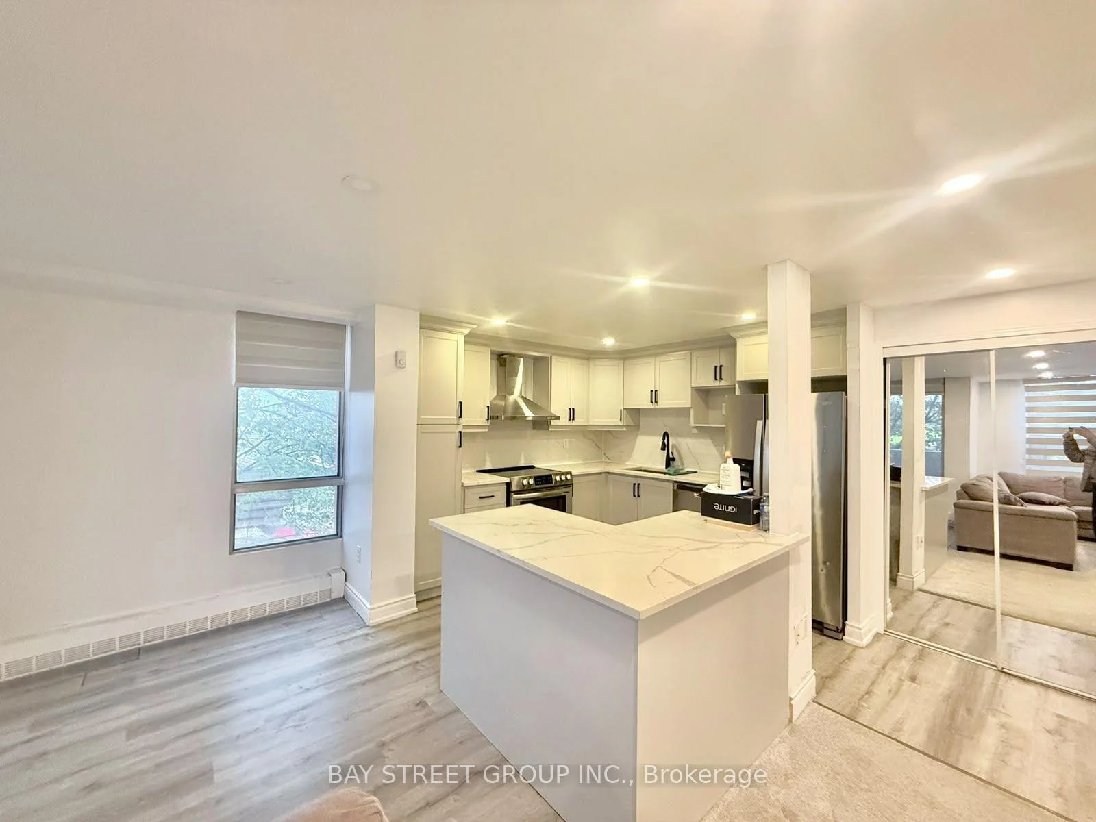 Photo 4 of Unit 203, 1705 McCowan Road, Scarborough, Agincourt South-Malvern West — HOMEH