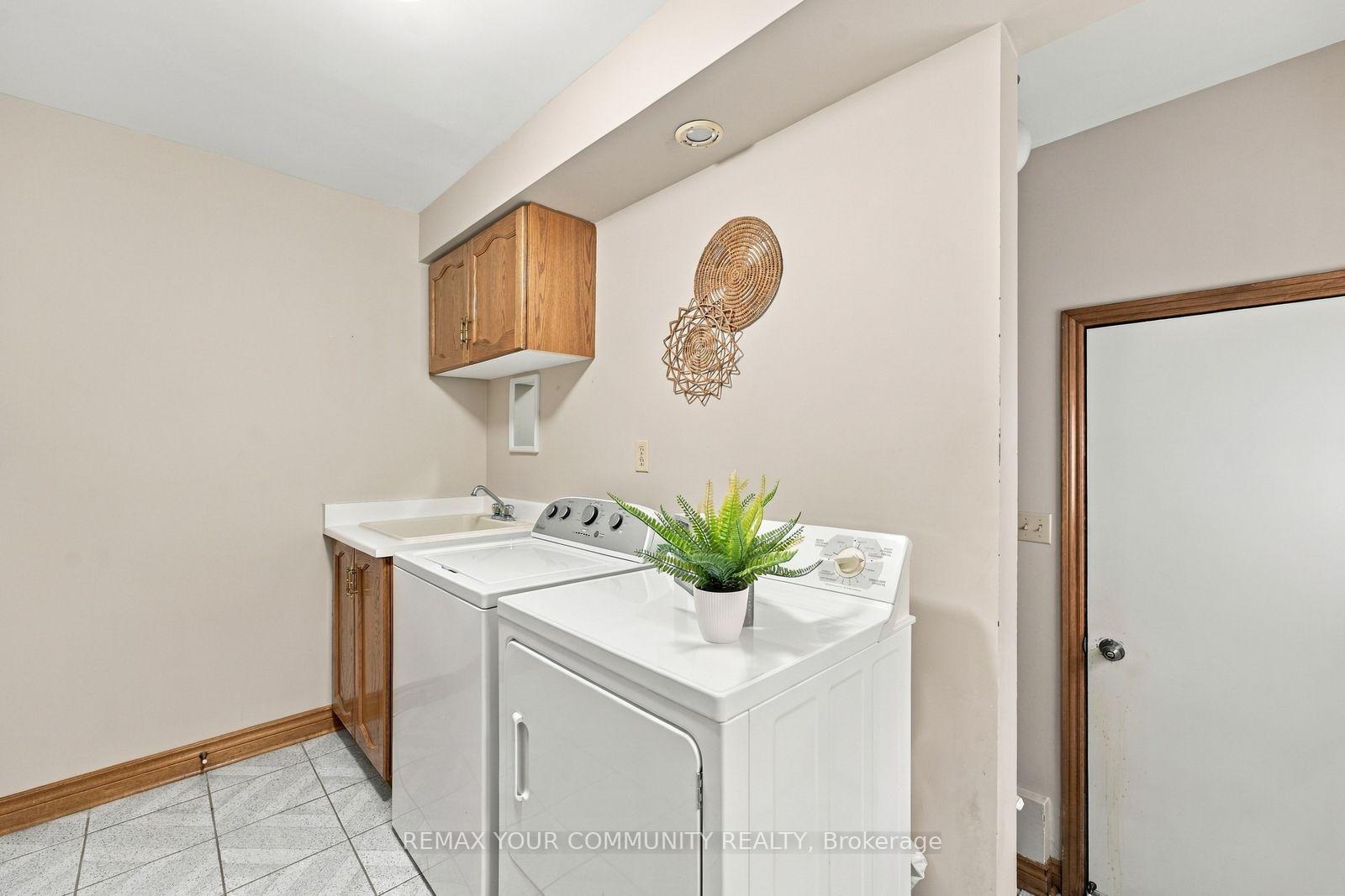 Photo 25 of 49 Trevor Street, Vaughan, East Woodbridge — HOMEH