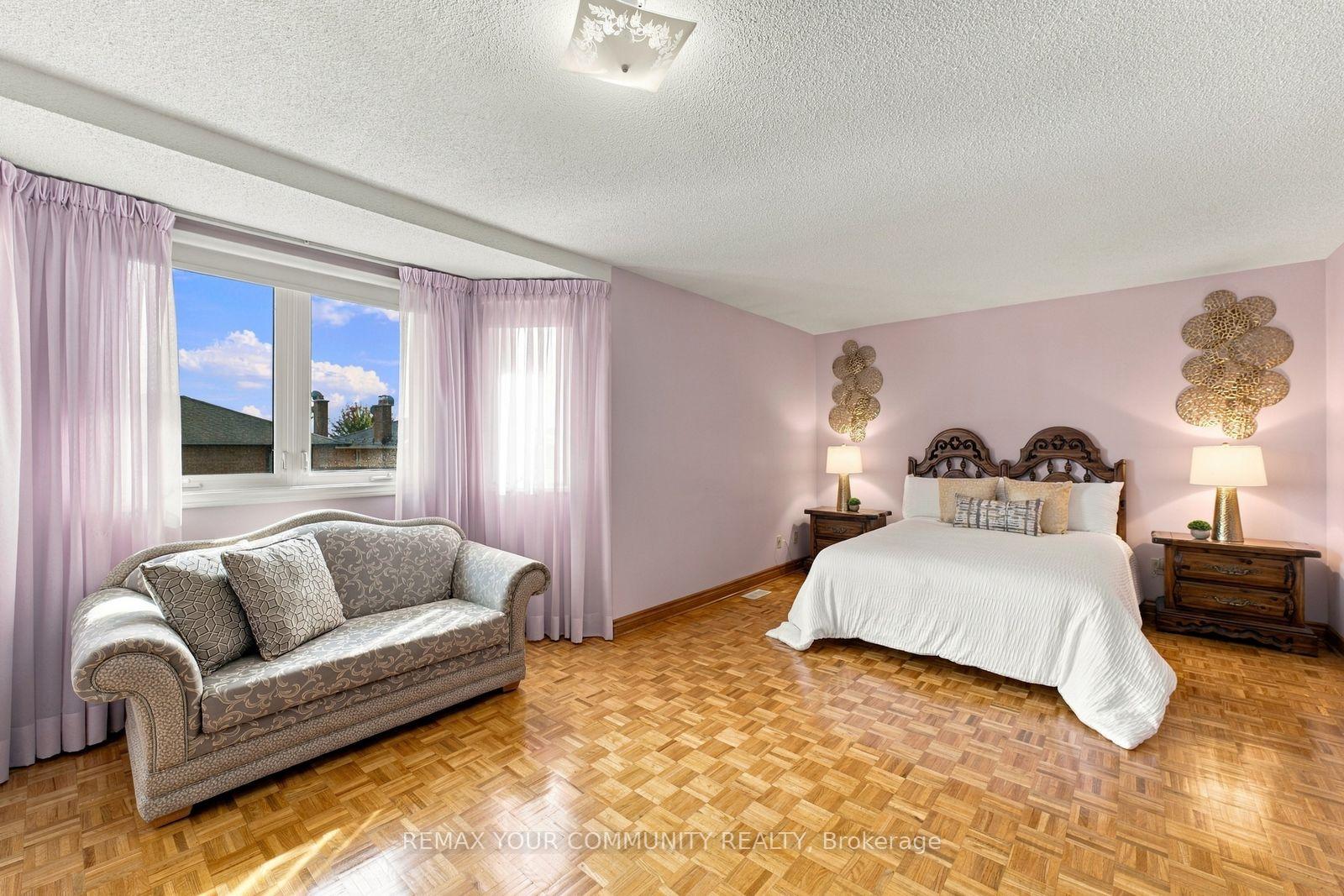 Photo 29 of 49 Trevor Street, Vaughan, East Woodbridge — HOMEH