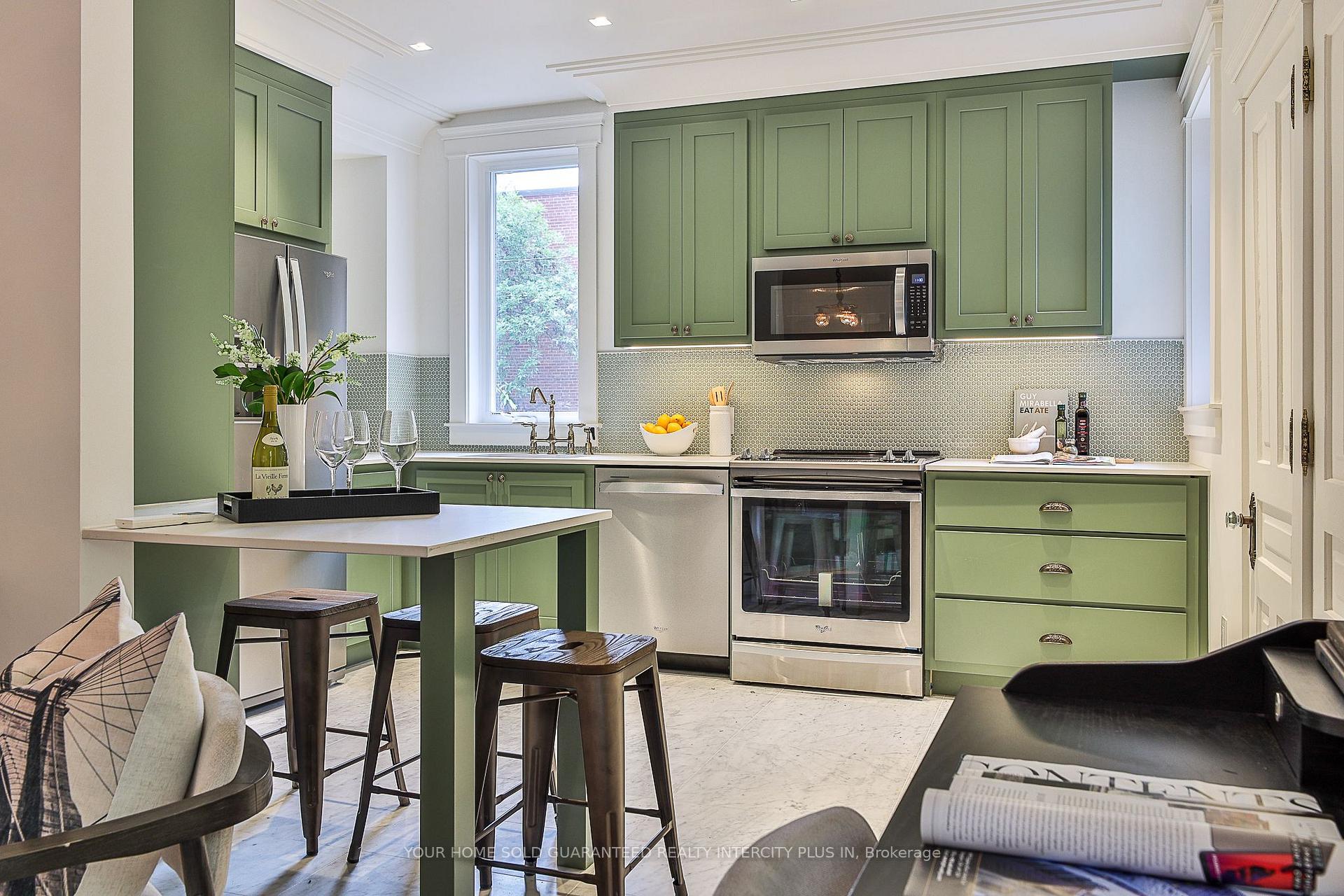 Photo 26 of 262 Roncesvalles Avenue, Toronto, High Park-Swansea — HOMEH