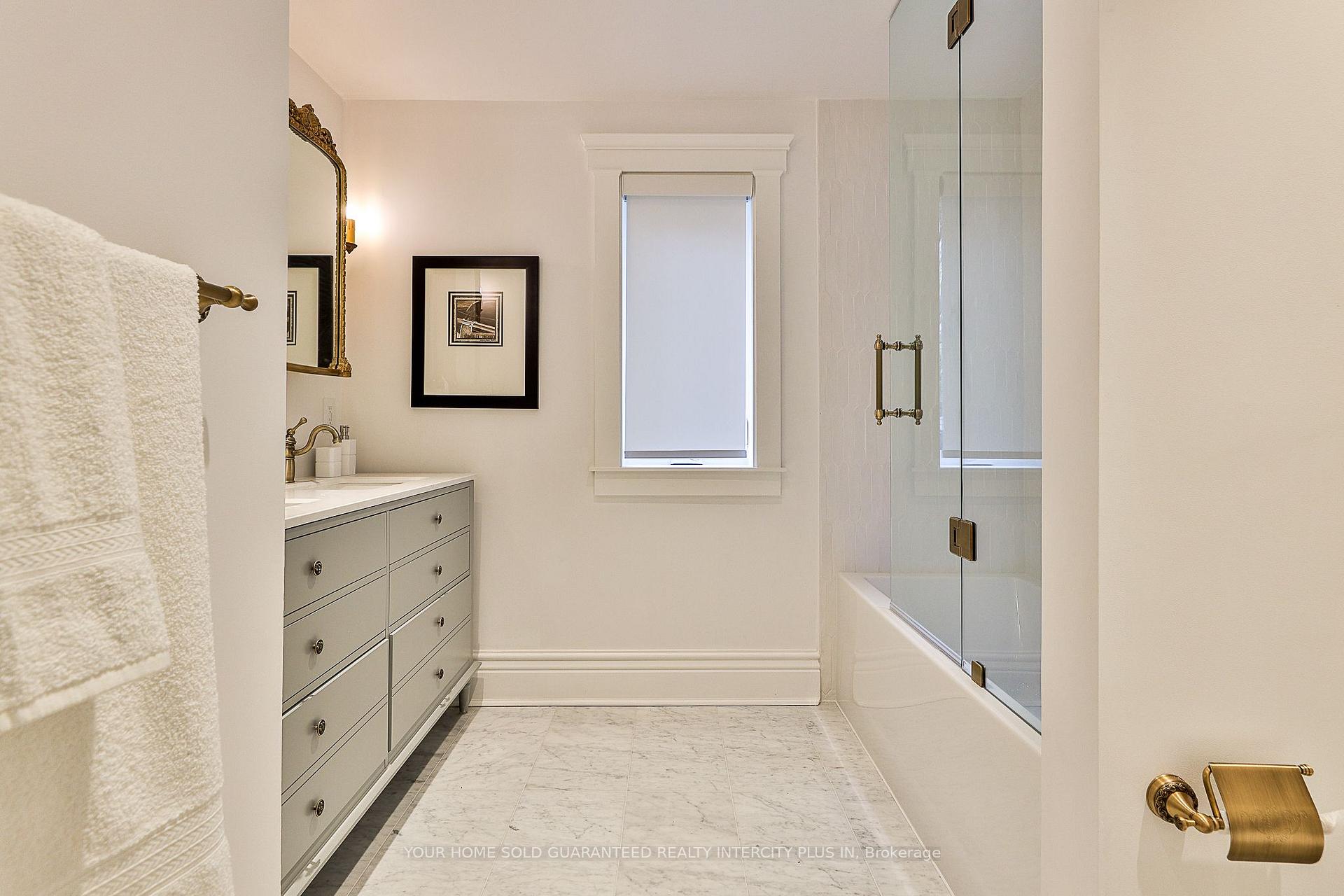 Photo 31 of 262 Roncesvalles Avenue, Toronto, High Park-Swansea — HOMEH