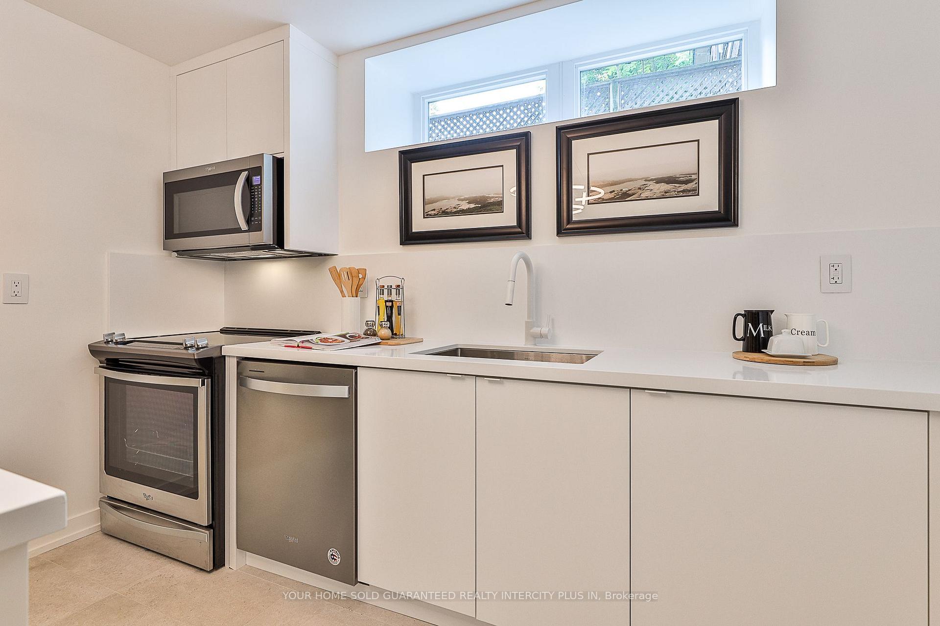 Photo 40 of 262 Roncesvalles Avenue, Toronto, High Park-Swansea — HOMEH