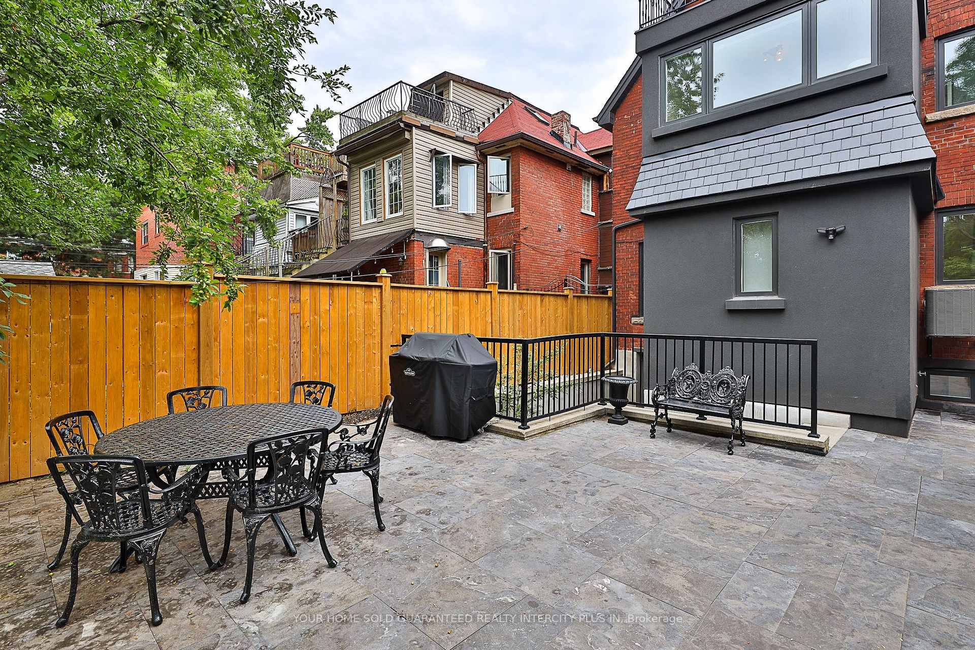 Photo 49 of 262 Roncesvalles Avenue, Toronto, High Park-Swansea — HOMEH
