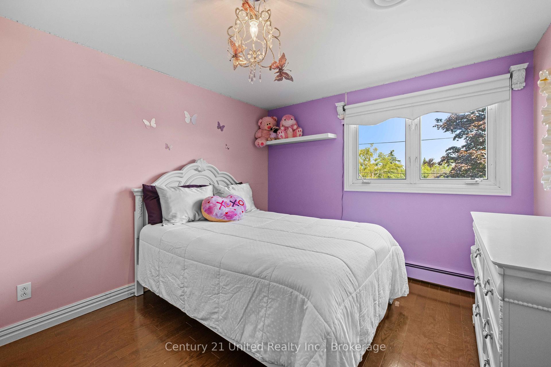 Photo 26 of 214 Hillview Drive, Peterborough, Northcrest Ward 5 — HOMEH