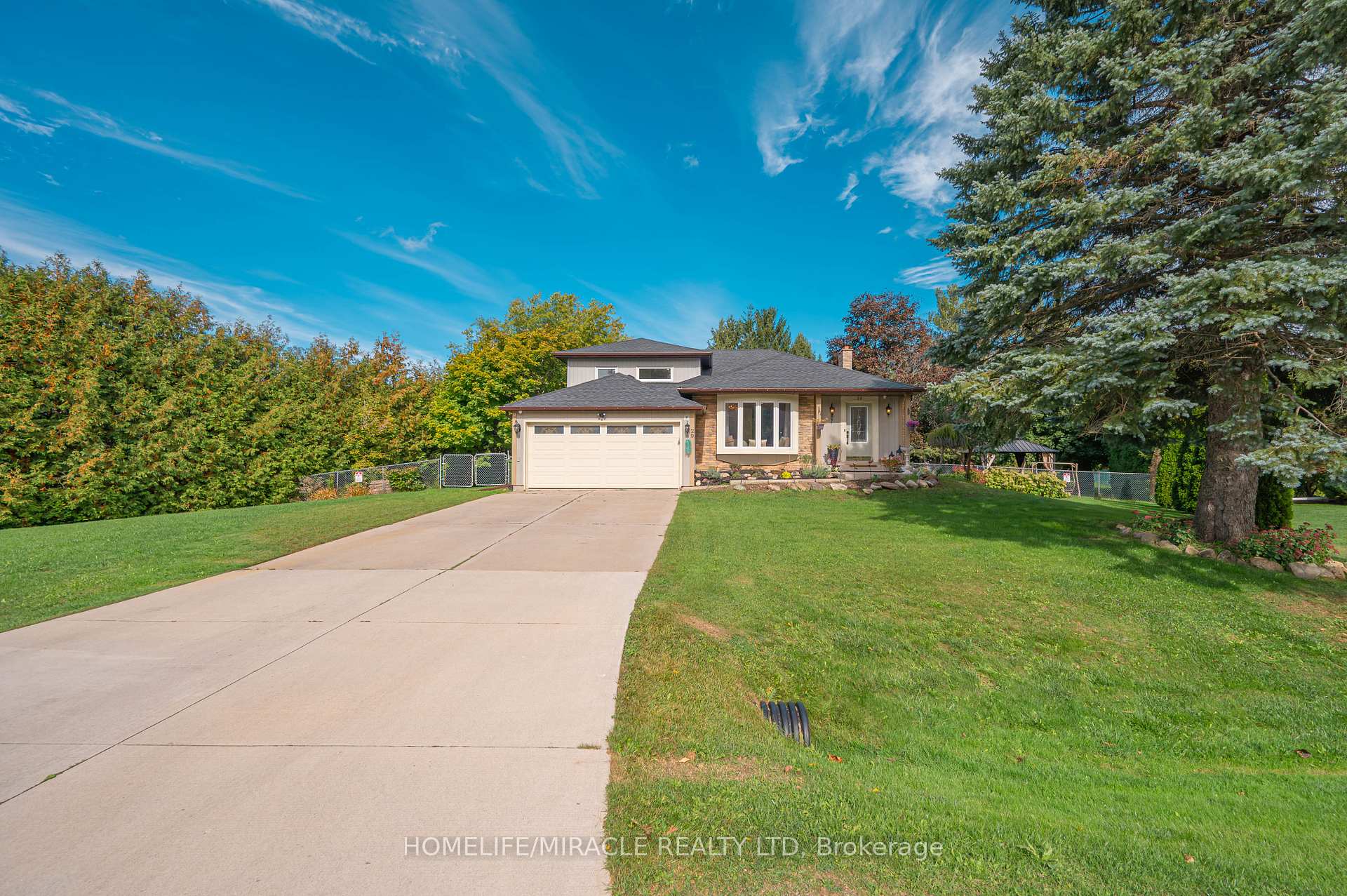 Photo 54 of 29 Holmes Drive, Caledon, Mono Mills — HOMEH