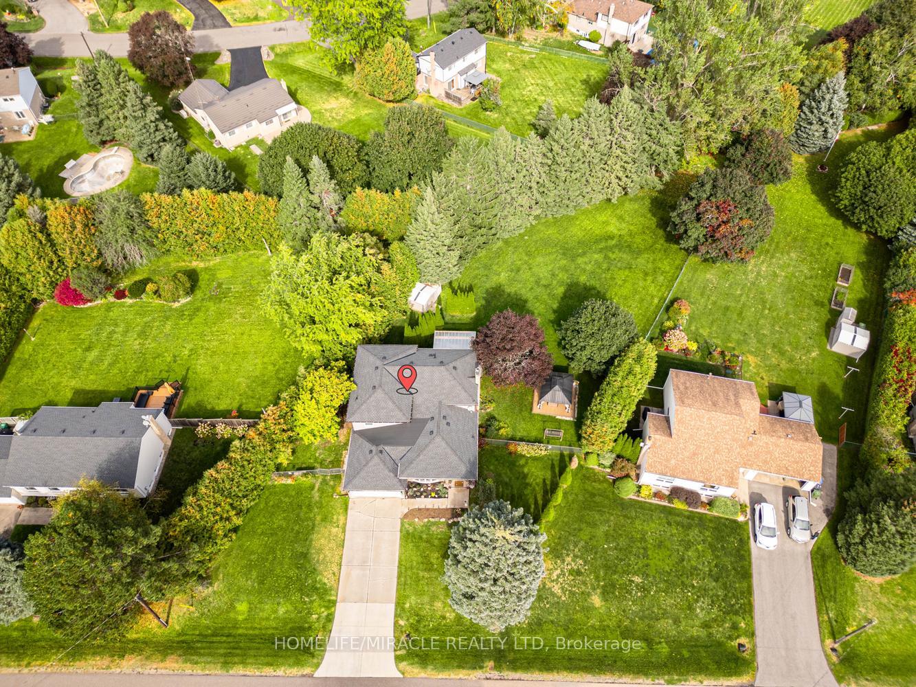 Photo 4 of 29 Holmes Drive, Caledon, Mono Mills — HOMEH