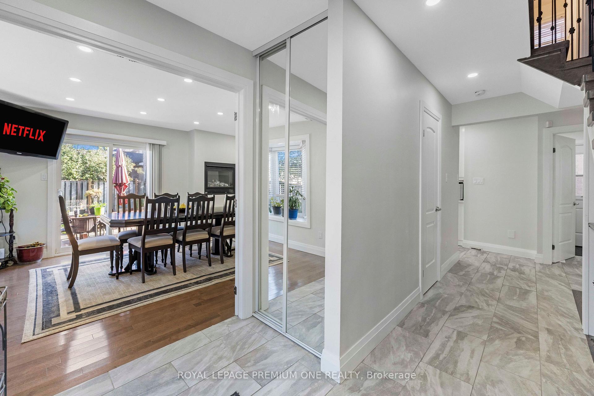 Photo 9 of 25 Sir Lancelot Court, Caledon, Bolton East — HOMEH