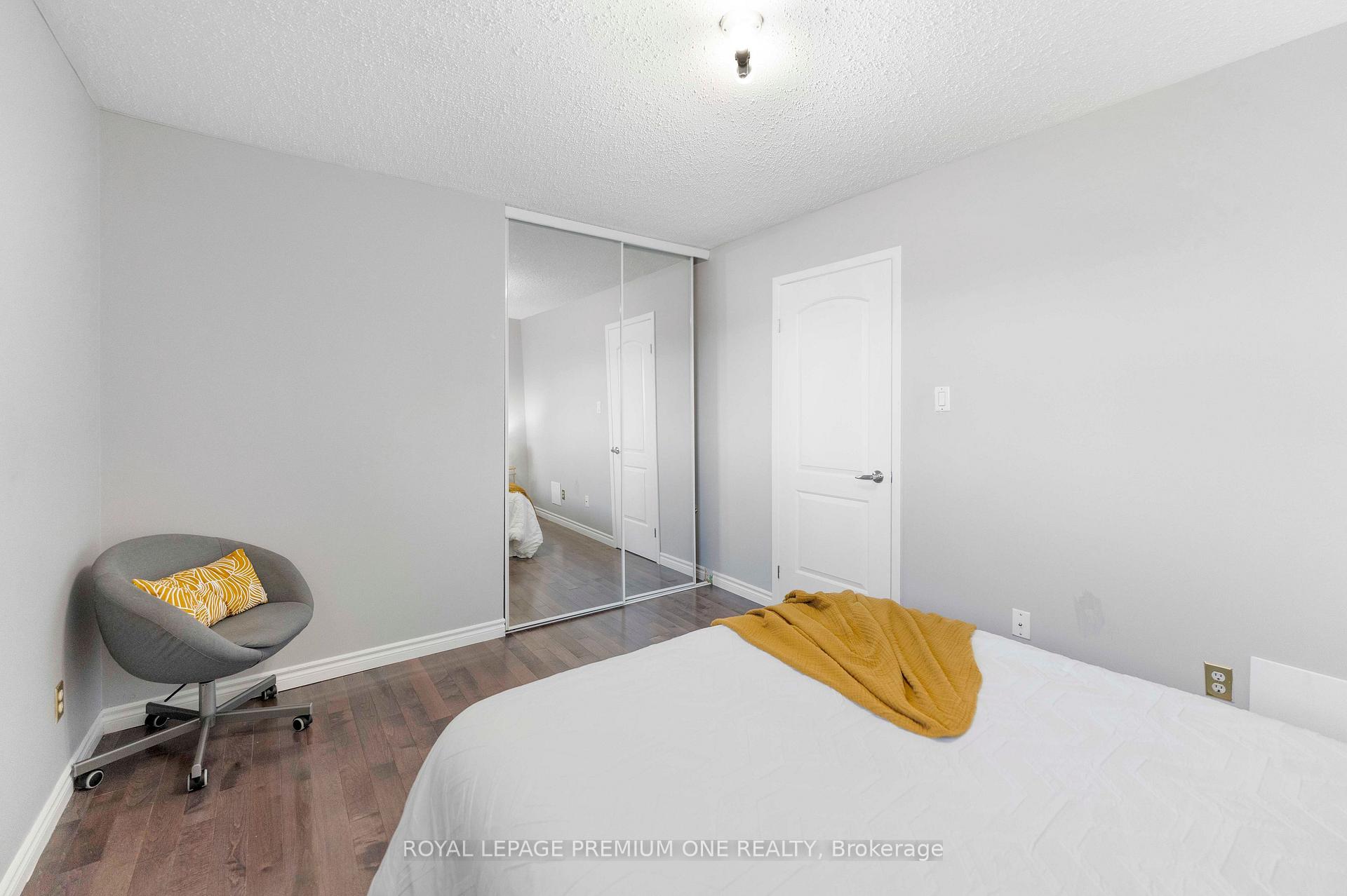 Photo 58 of 25 Sir Lancelot Court, Caledon, Bolton East — HOMEH