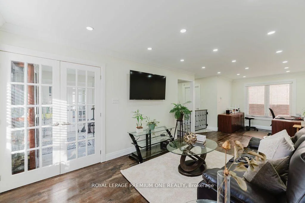 Photo 8 of 25 Sir Lancelot Court, Caledon, Bolton East — HOMEH