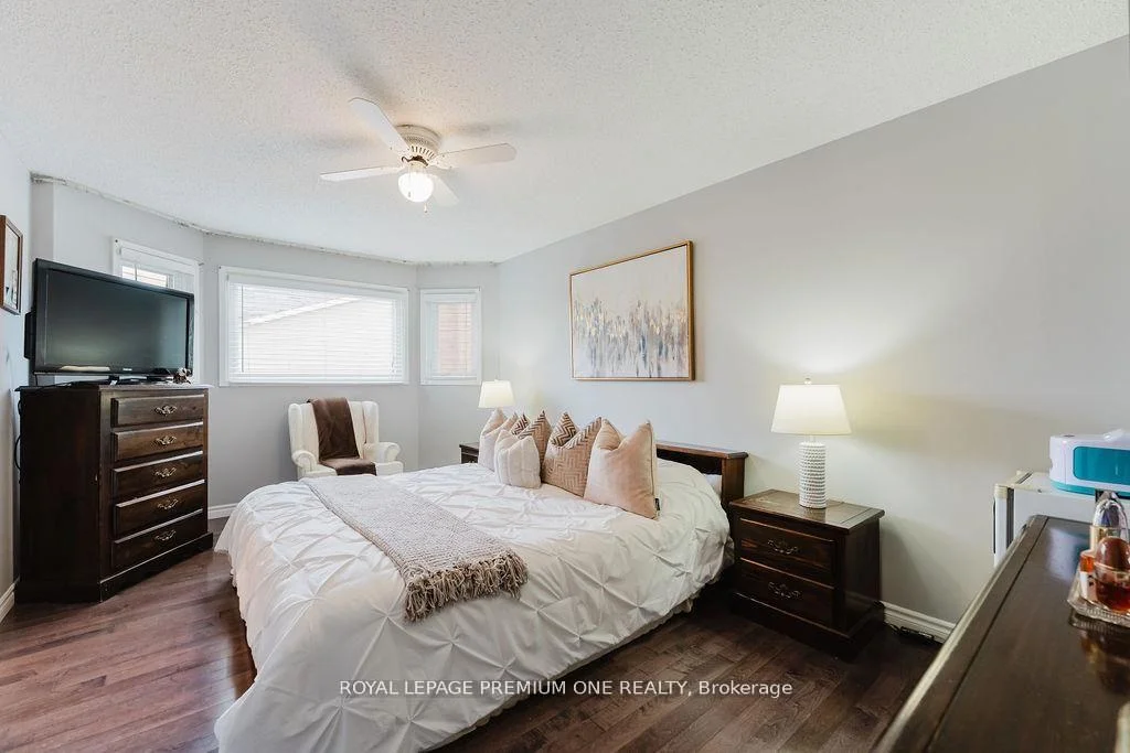 Photo 43 of 25 Sir Lancelot Court, Caledon, Bolton East — HOMEH