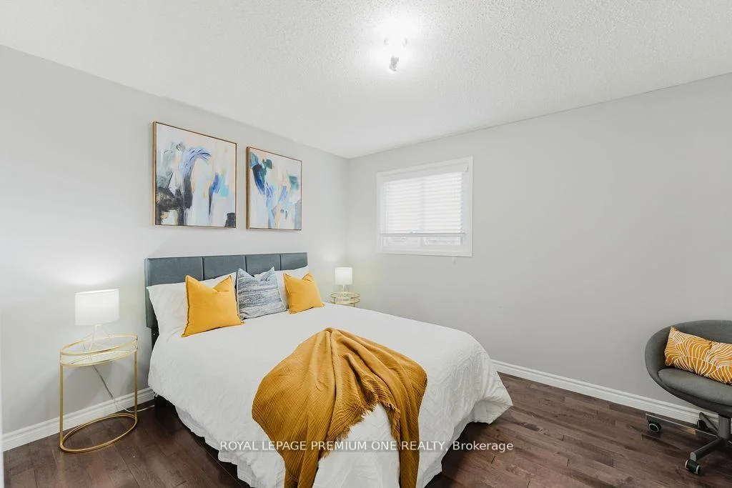Photo 55 of 25 Sir Lancelot Court, Caledon, Bolton East — HOMEH