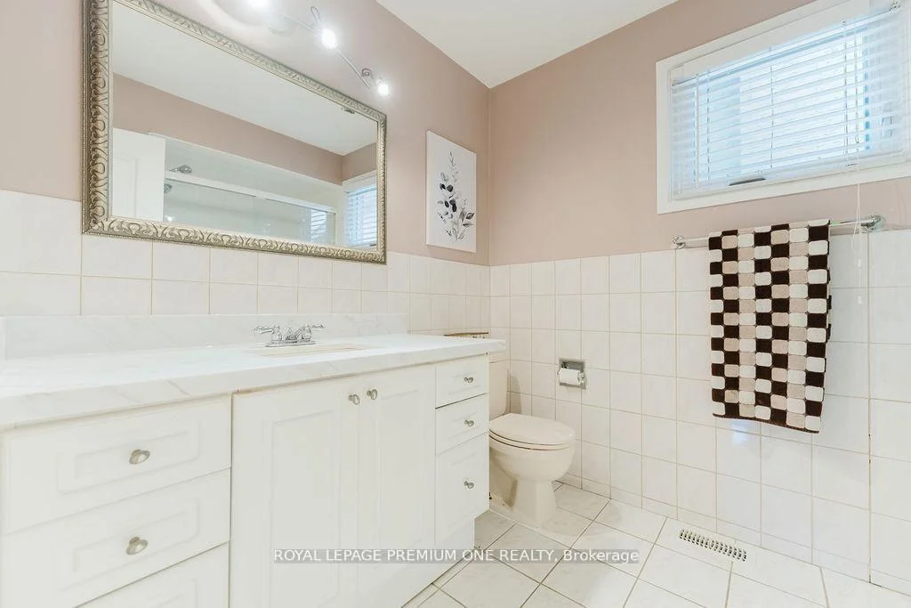 Photo 67 of 25 Sir Lancelot Court, Caledon, Bolton East — HOMEH