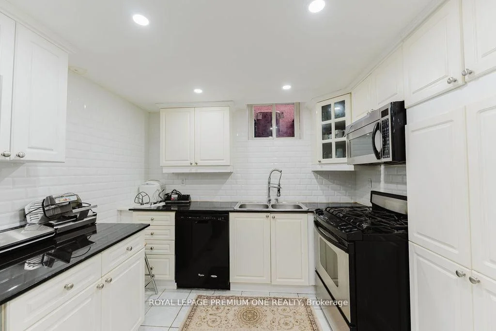 Photo 80 of 25 Sir Lancelot Court, Caledon, Bolton East — HOMEH